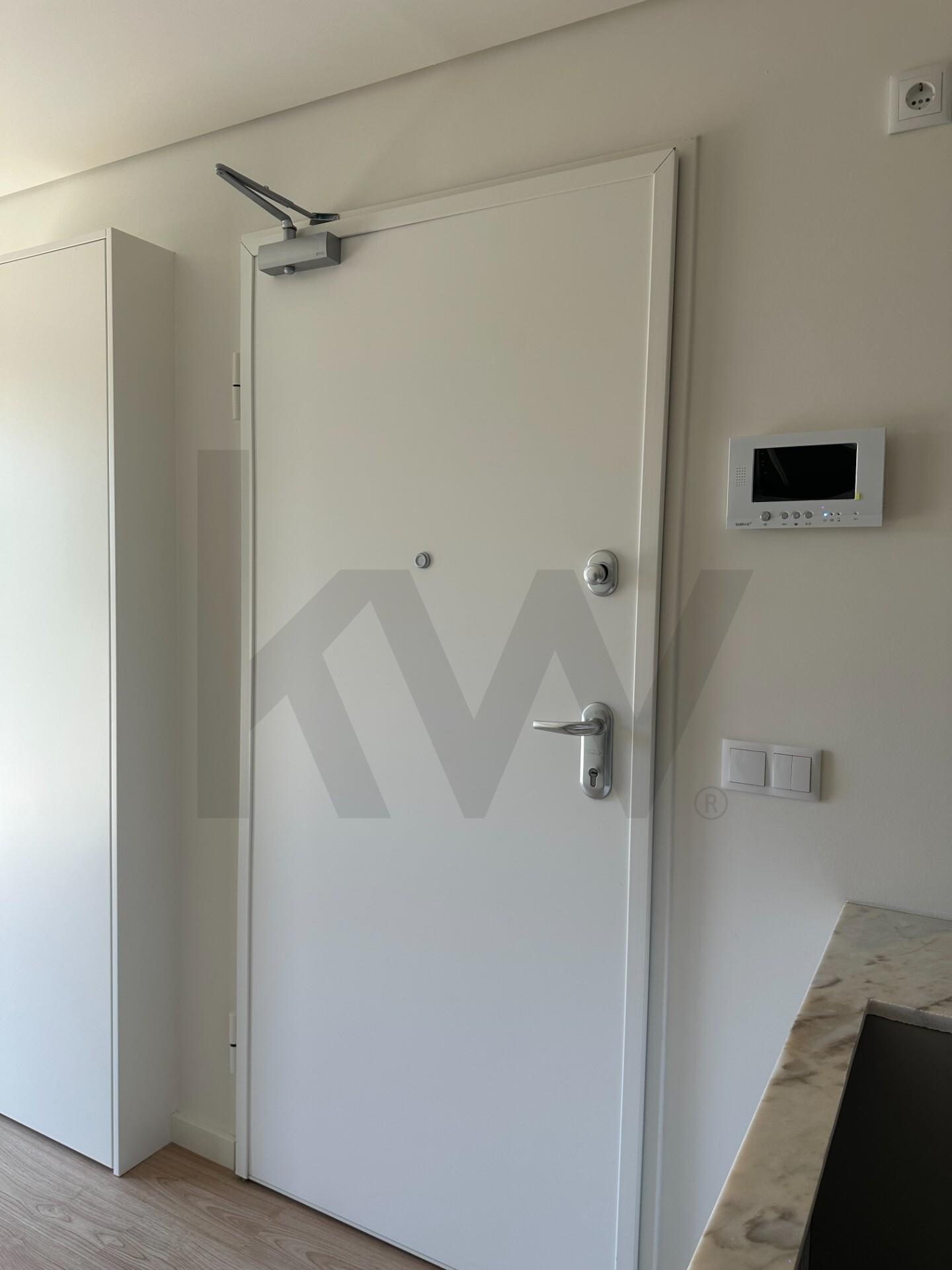 Apartamento T1 à Venda em Porto - Portugal - 2
