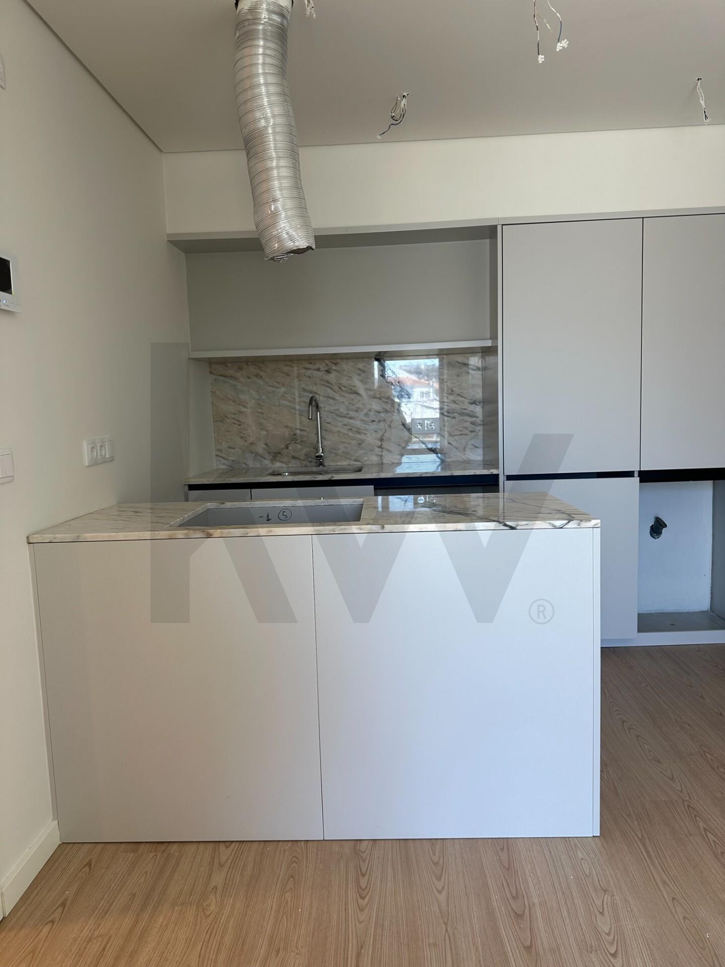 Apartamento T1 à Venda em Porto - Portugal - 4