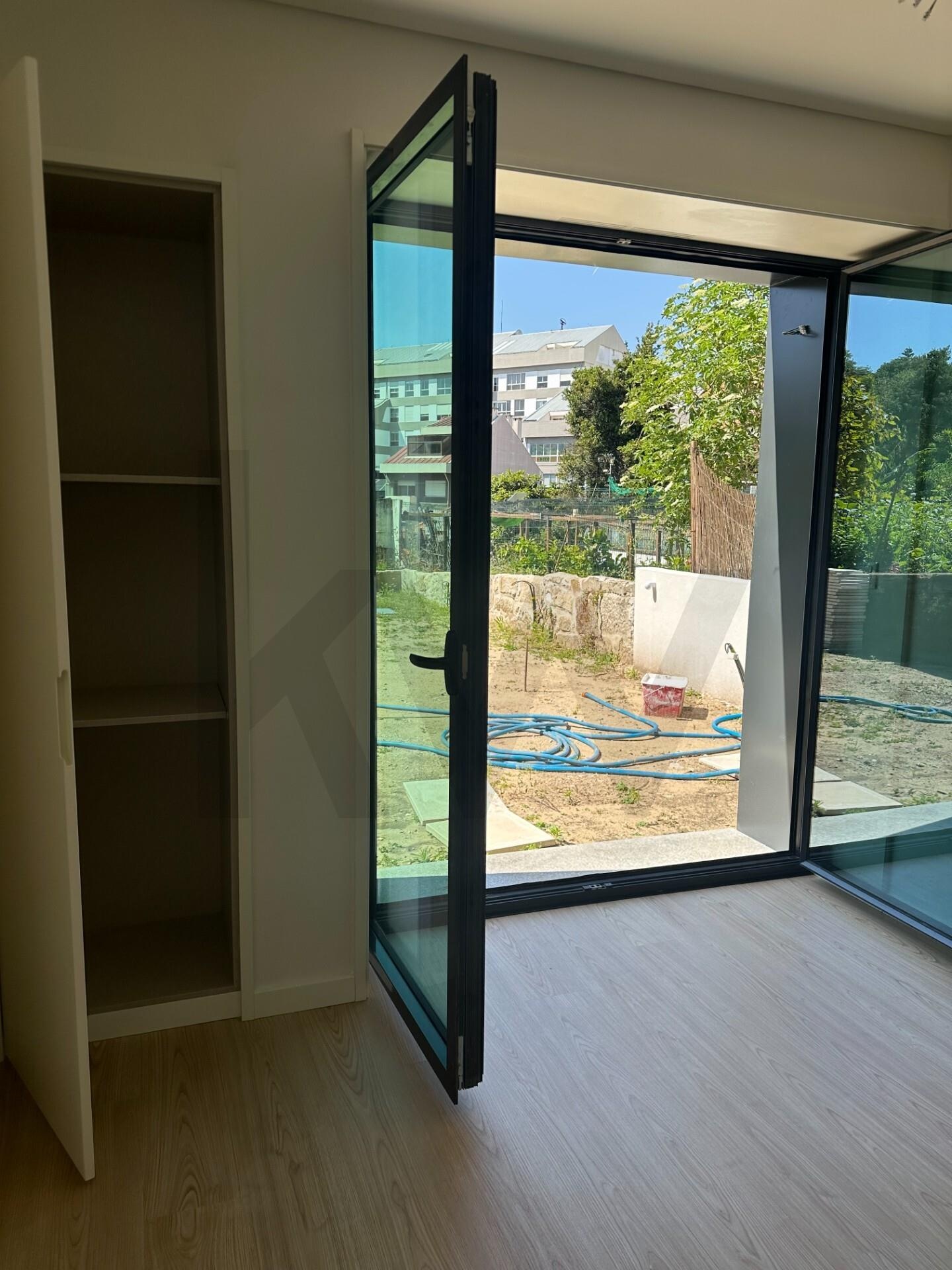 Apartamento T1 à Venda em Porto - Portugal - 7