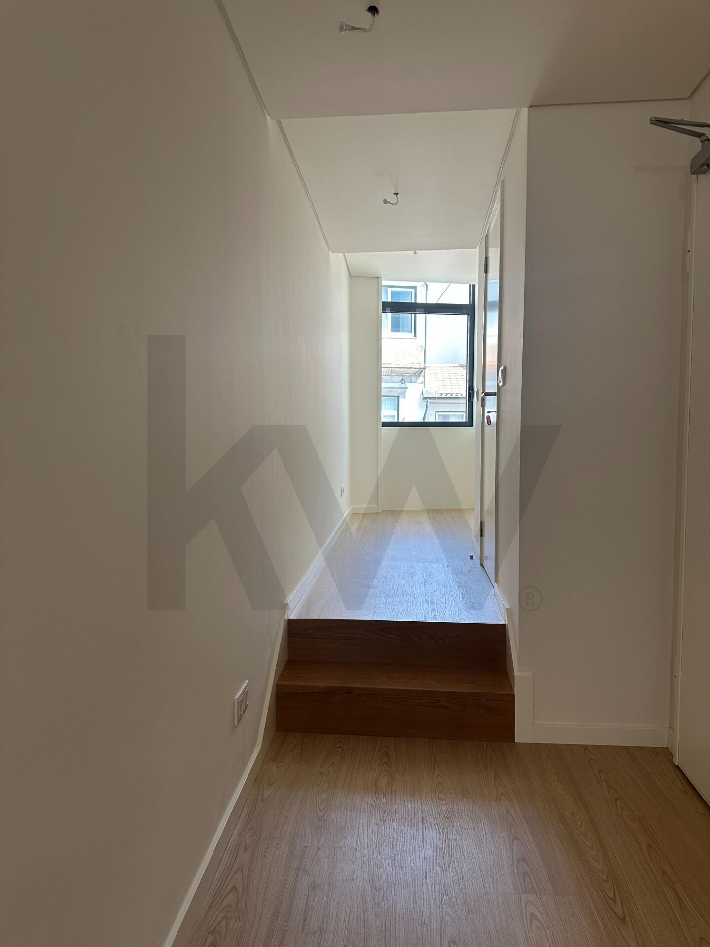 Apartamento T1 à Venda em Porto - Portugal - 2