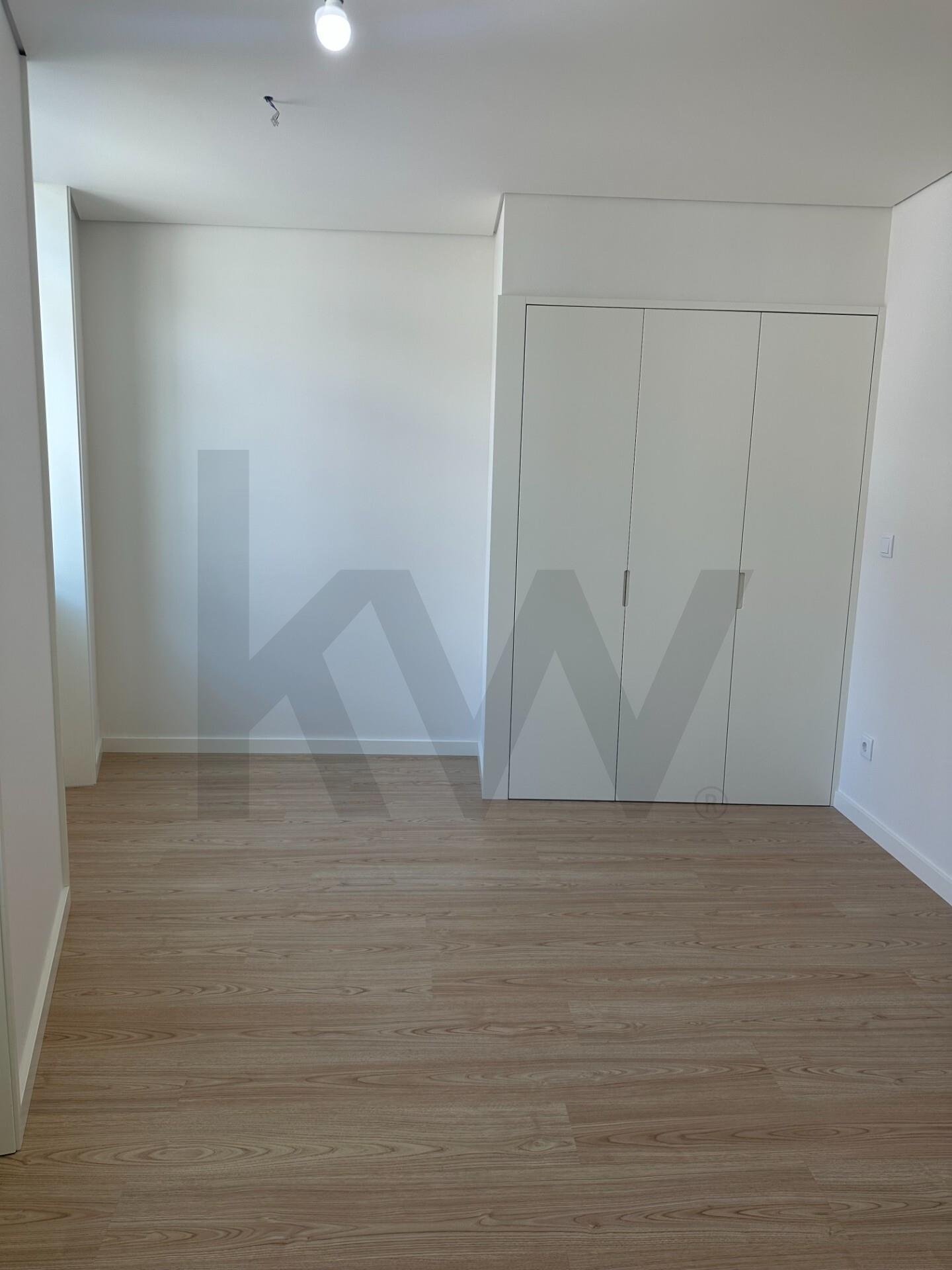 Apartamento T1 à Venda em Porto - Portugal - 5
