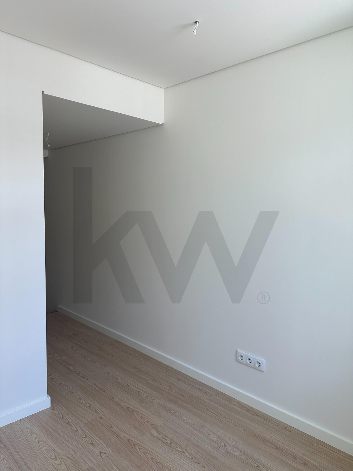 Apartamento T1 à Venda em Porto - Portugal - 7