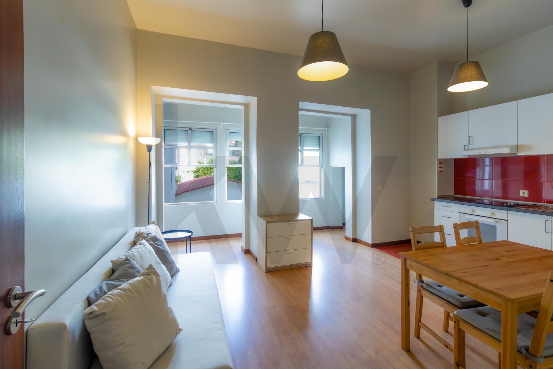 Apartamento T1 à Venda em Porto - Portugal - 1