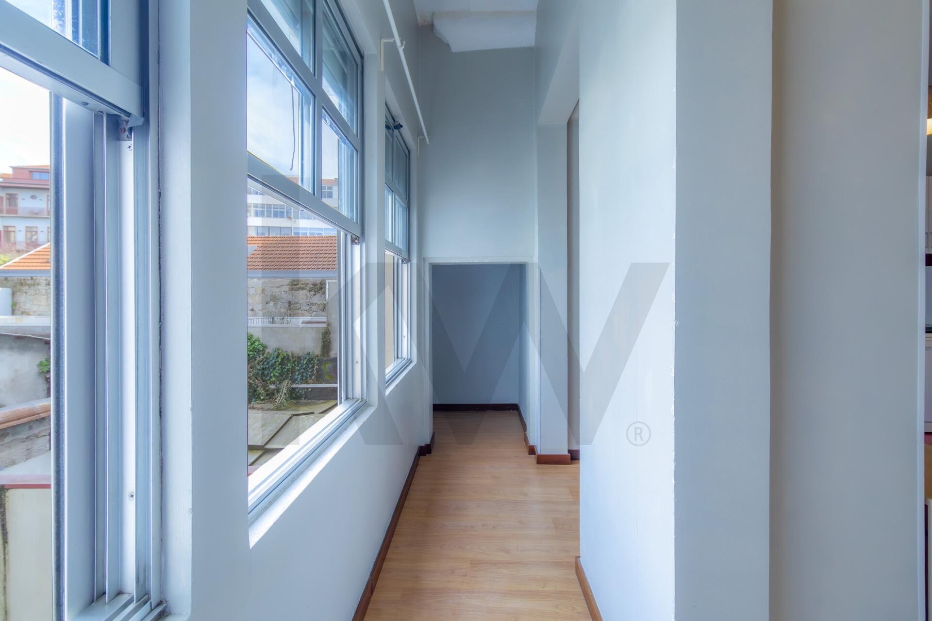 Apartamento T1 à Venda em Porto - Portugal - 4