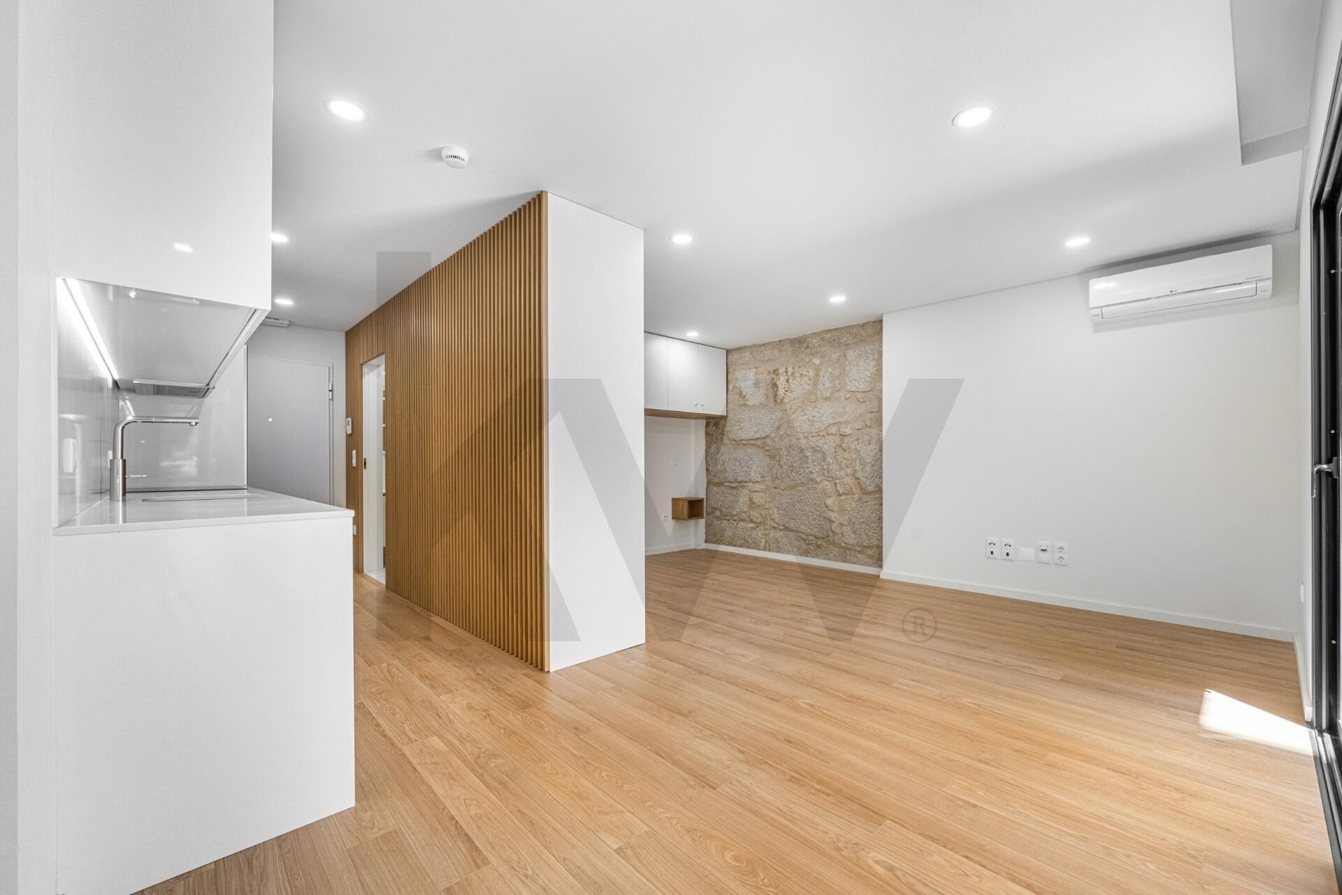 Apartamento T1 à Venda em Porto - Portugal - 6