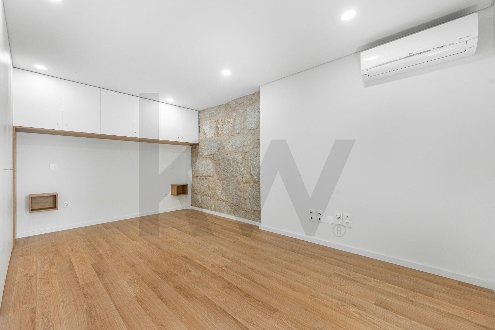 Apartamento T1 à Venda em Porto - Portugal - 7