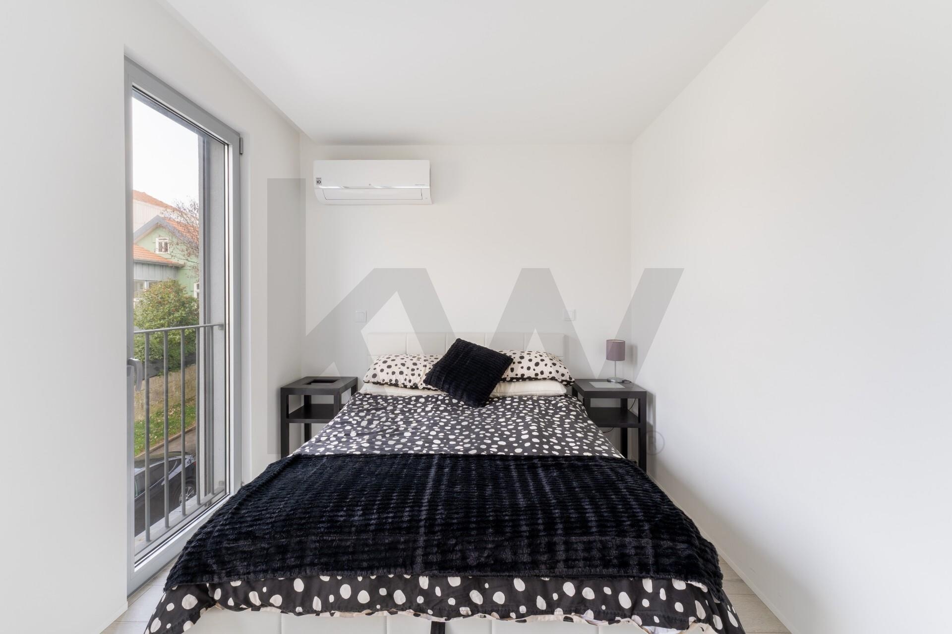 Apartamento T1 à Venda em Porto - Portugal - 8