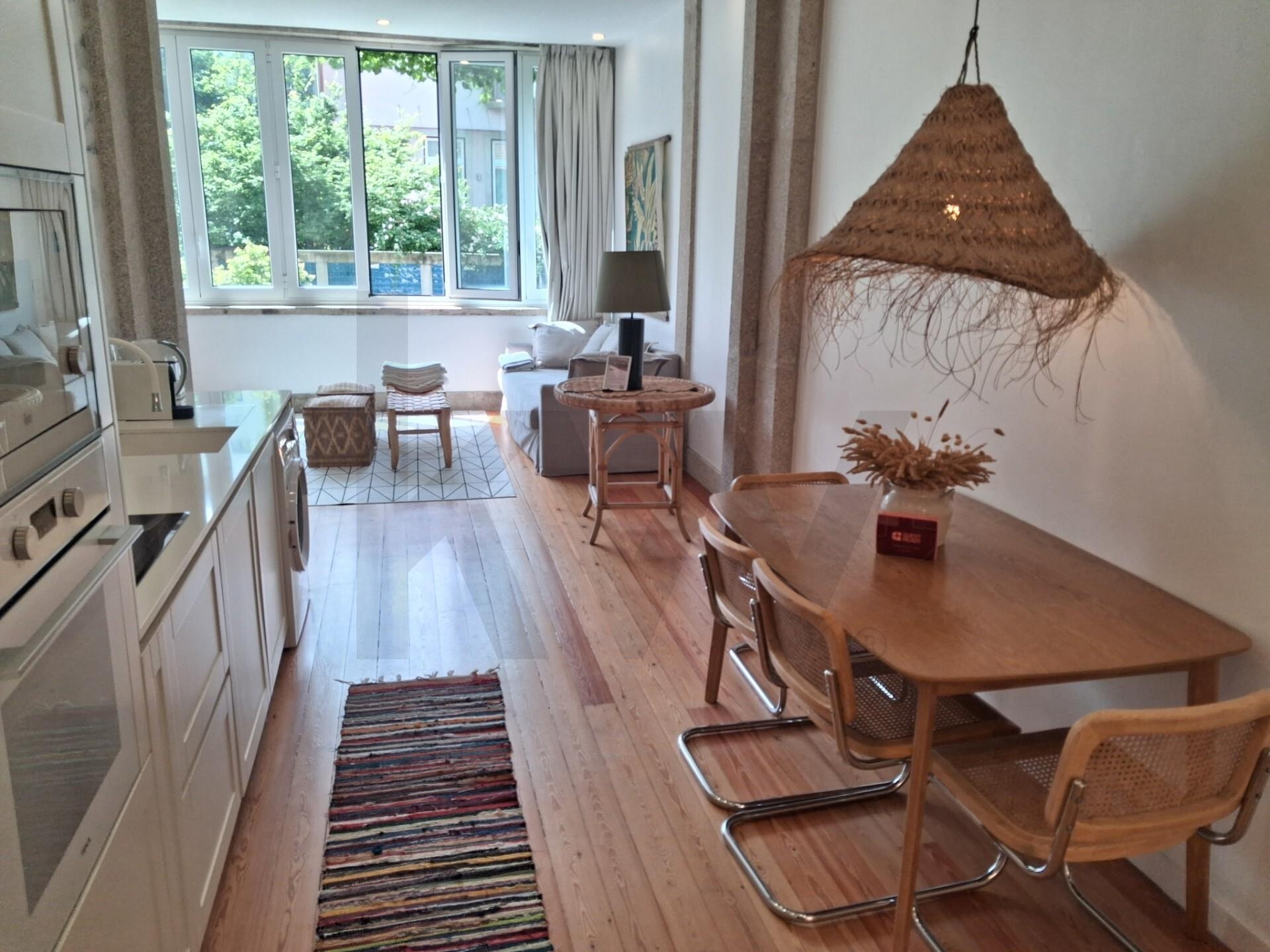 1 Bedroom Home for Sale in Porto - Portugal - 2