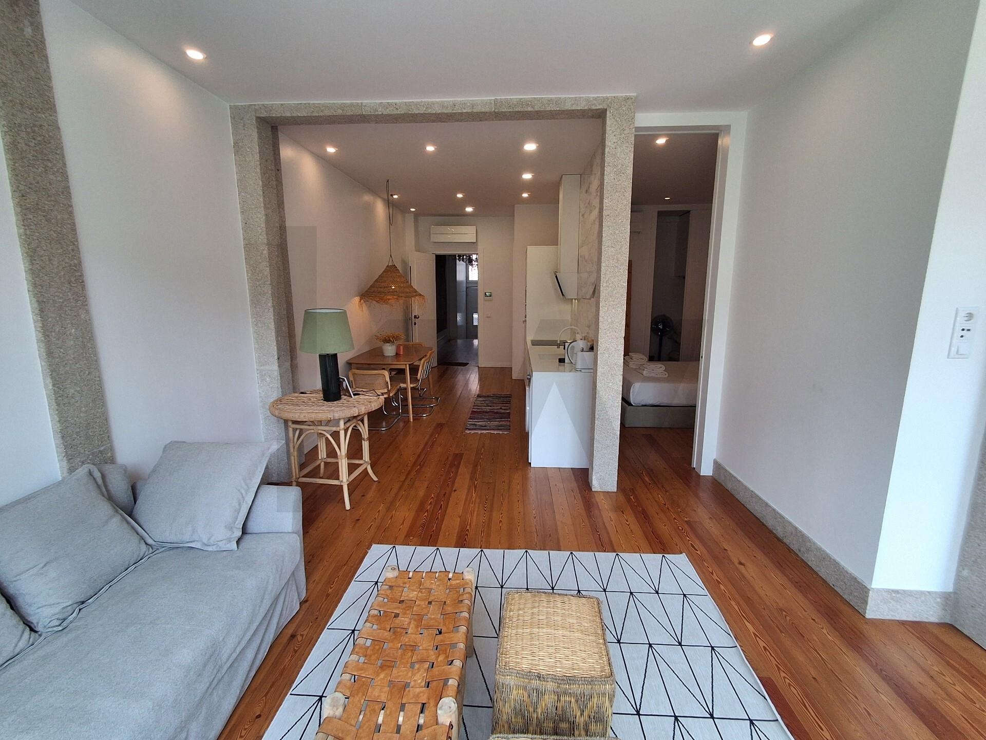 1 Bedroom Home for Sale in Porto - Portugal - 7