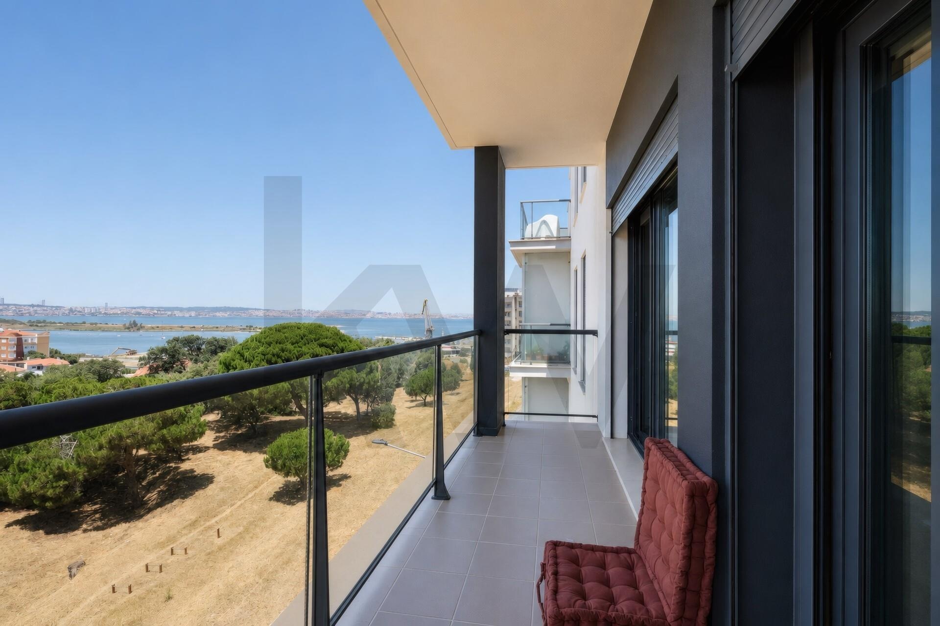 Apartamento T1 à Venda em Seixal - Portugal - 2