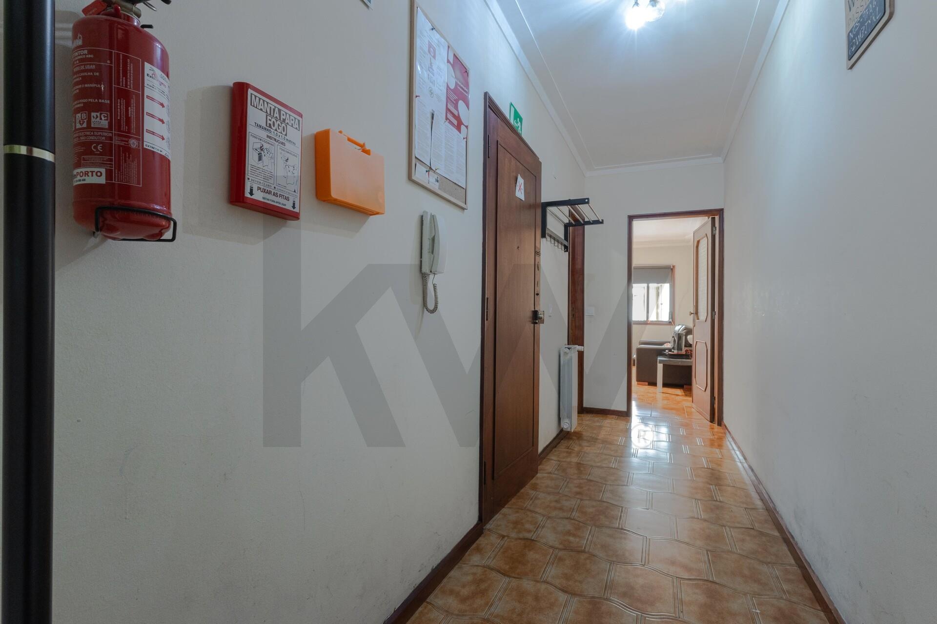 Apartamento T1 à Venda em Vila Nova De Gaia - Porto - Portugal - 8