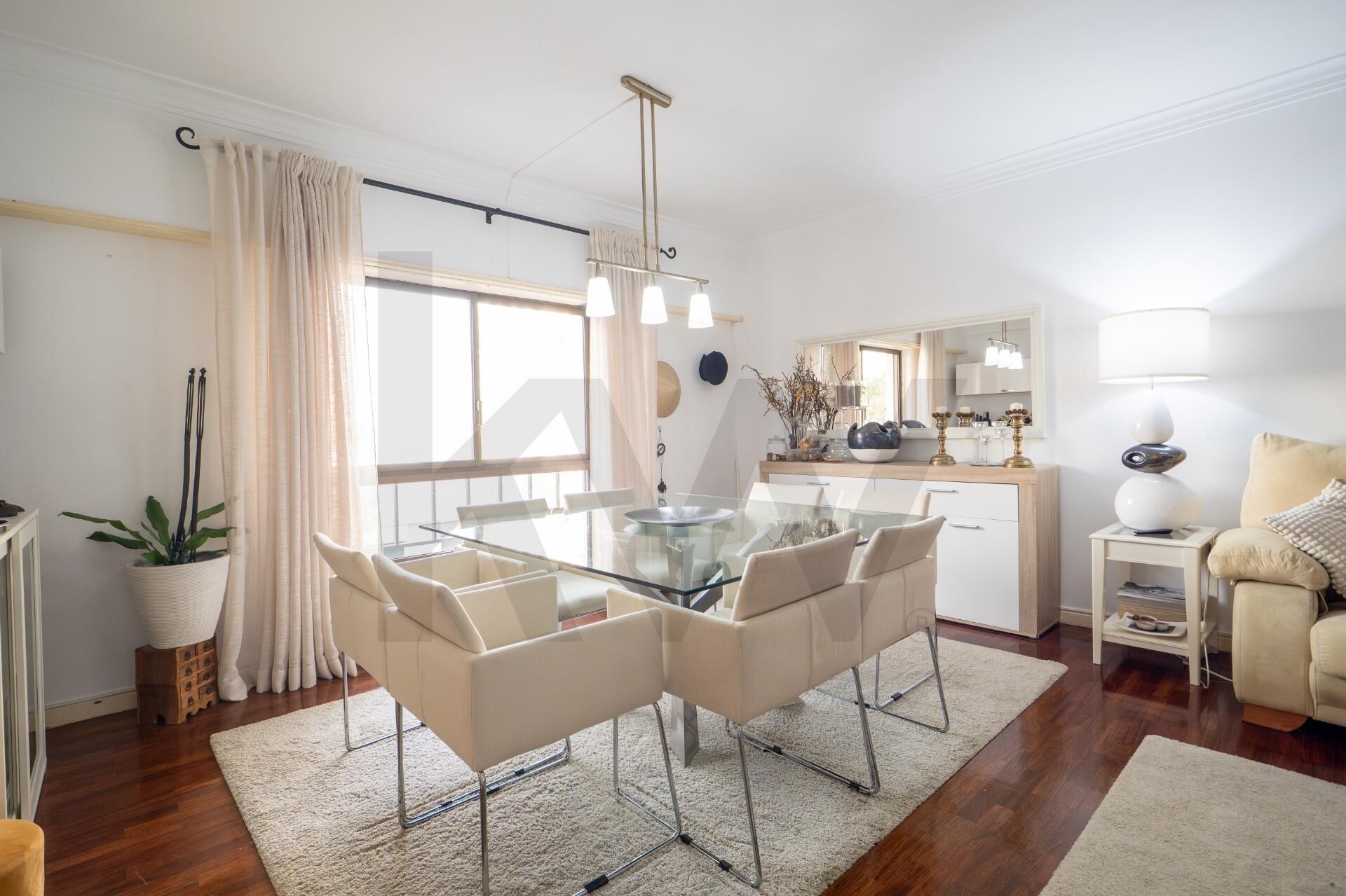 Apartamento T2 à Venda em Agualva-Cacém - Lisboa - Portugal - 3
