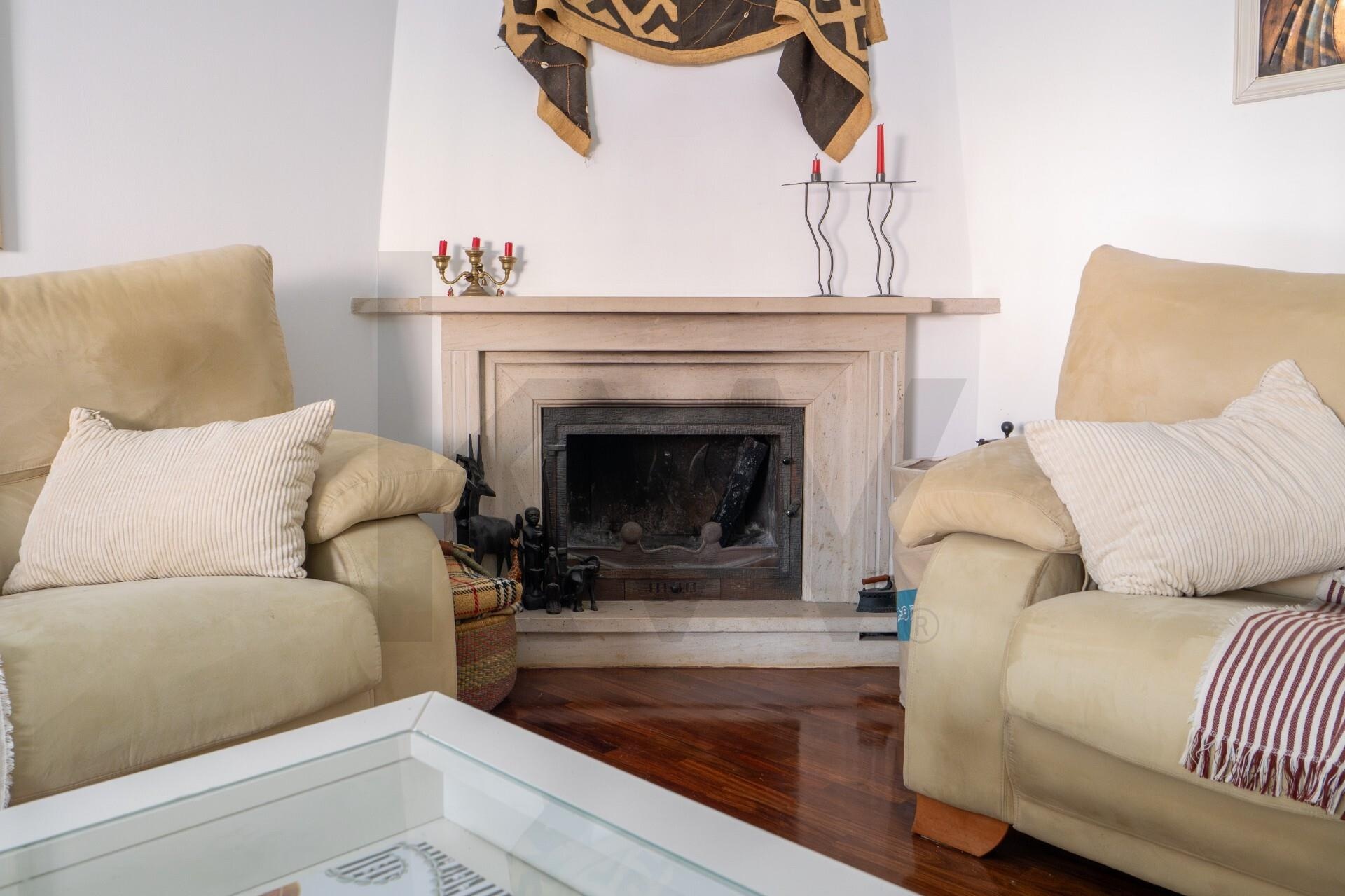 Apartamento T2 à Venda em Agualva-Cacém - Lisboa - Portugal - 4