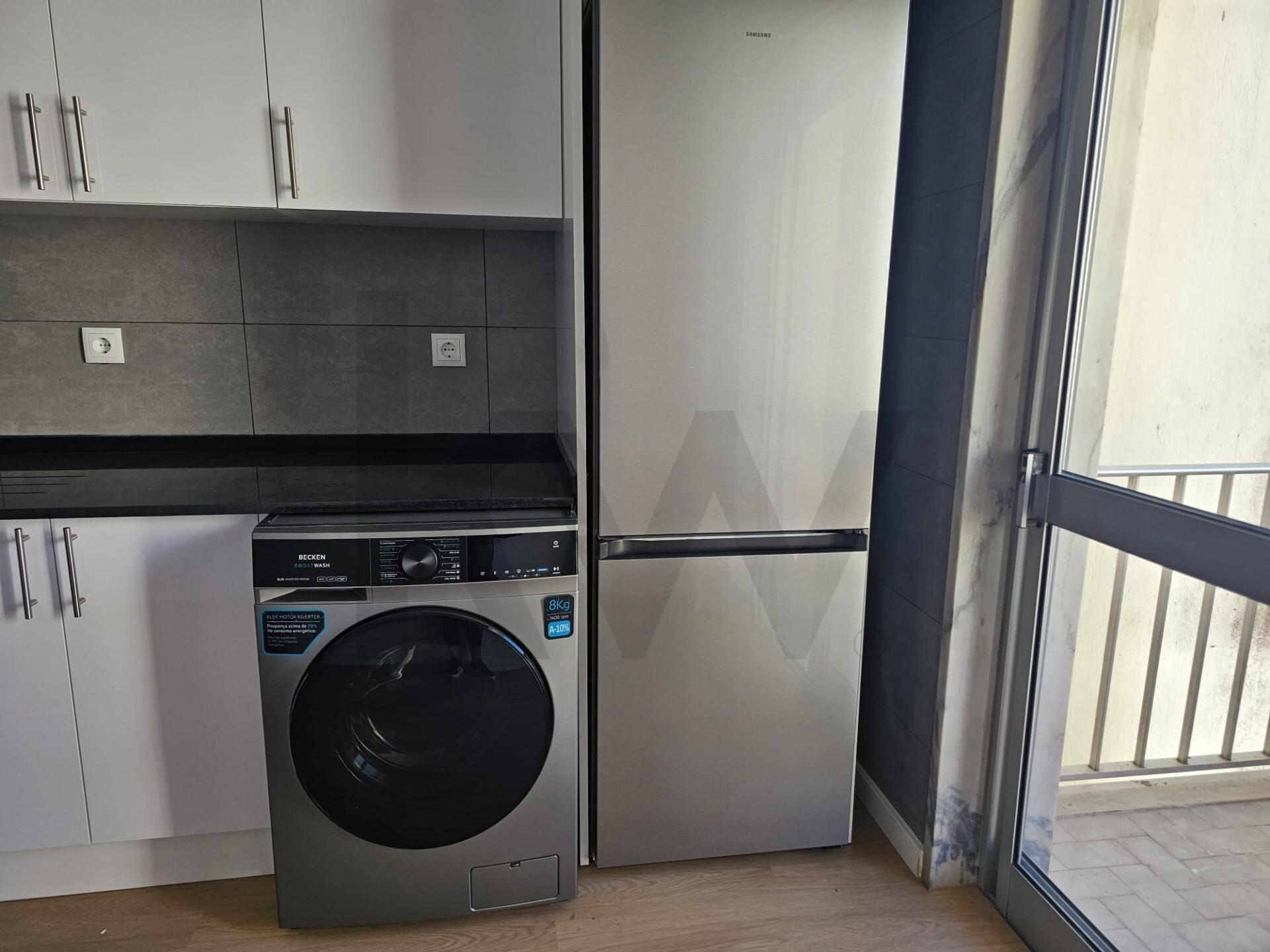 Apartamento T2 à Venda em Agualva-Cacém - Lisboa - Portugal - 5