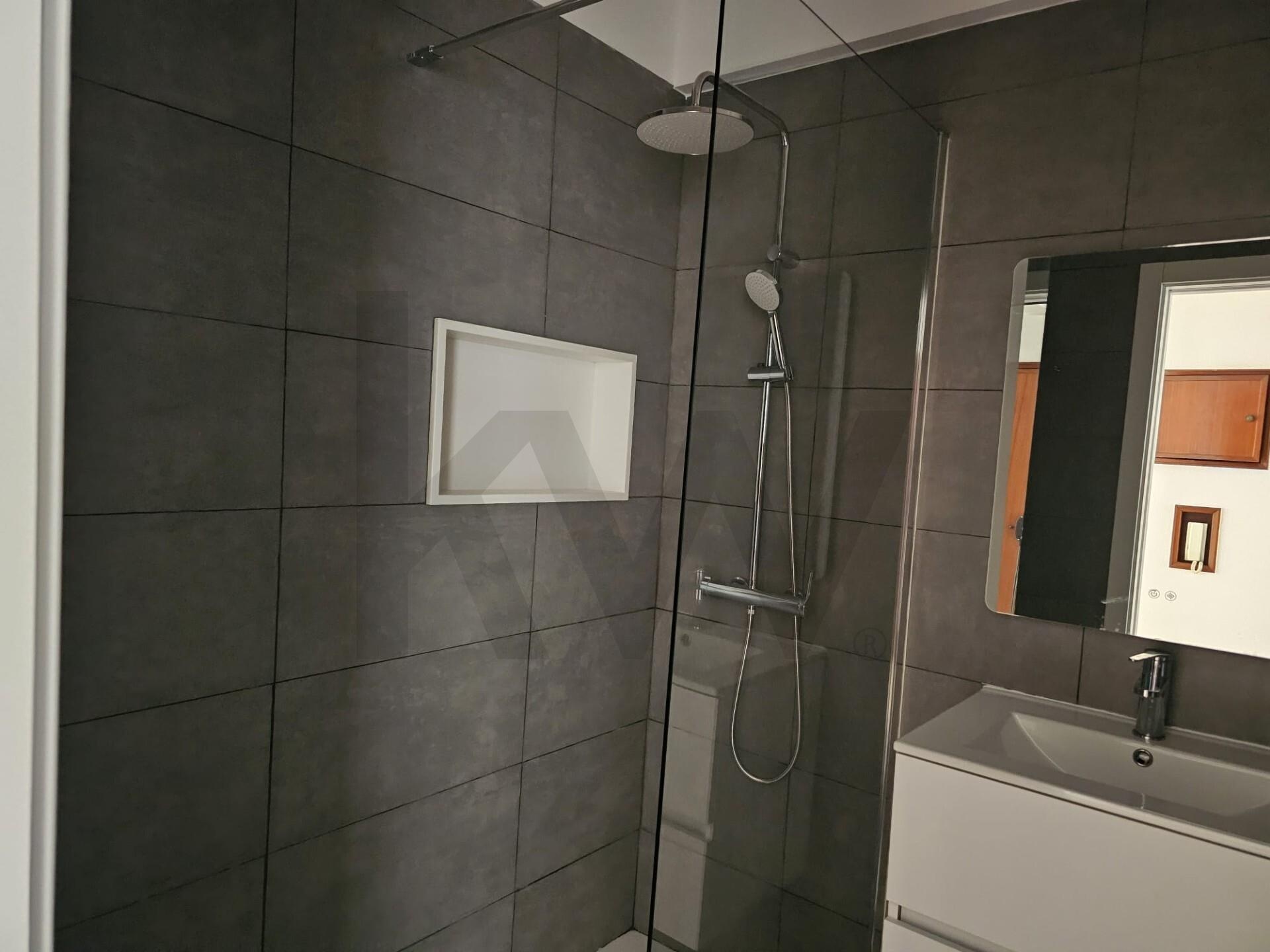 Apartamento T2 à Venda em Agualva-Cacém - Lisboa - Portugal - 8