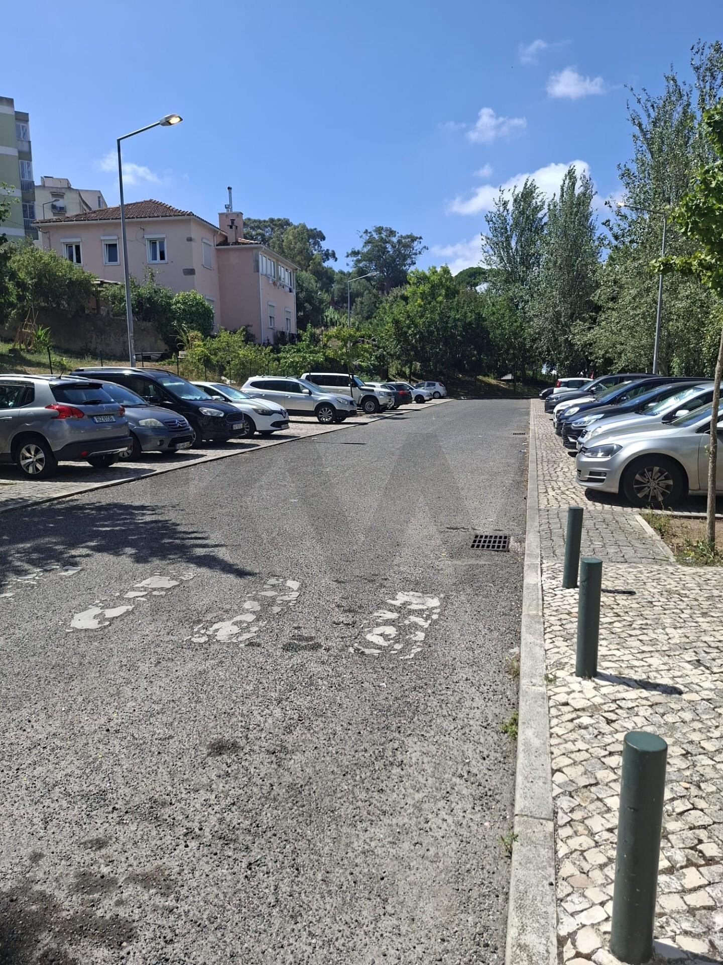 Apartamento T2 à Venda em Agualva-Cacém - Lisboa - Portugal - 8