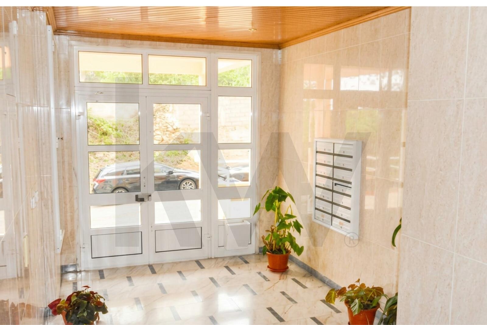 Apartamento T2 à Venda em Agualva-Cacém - Lisboa - Portugal - 3