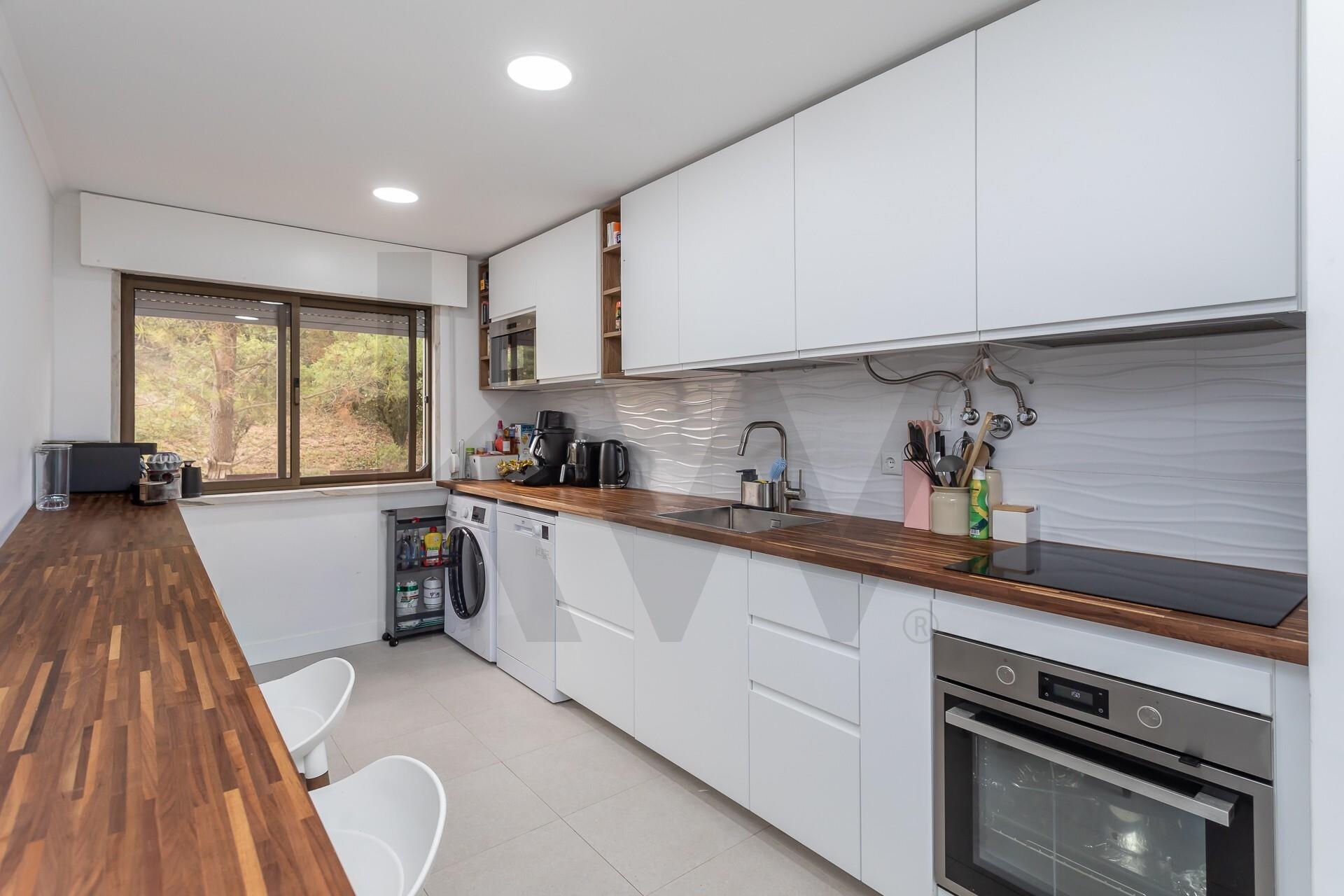 Apartamento T2 à Venda em Agualva-Cacém - Lisboa - Portugal - 4