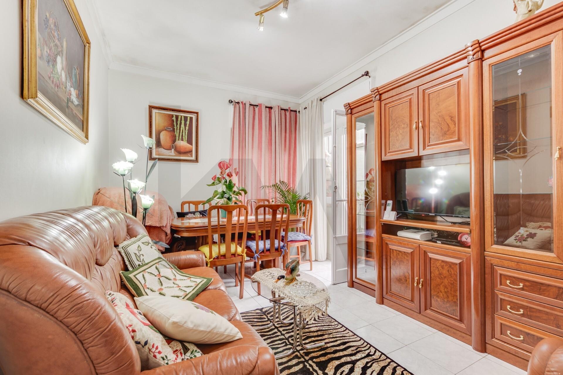 Apartamento T2 à Venda em Agualva-Cacém - Lisboa - Portugal - 8