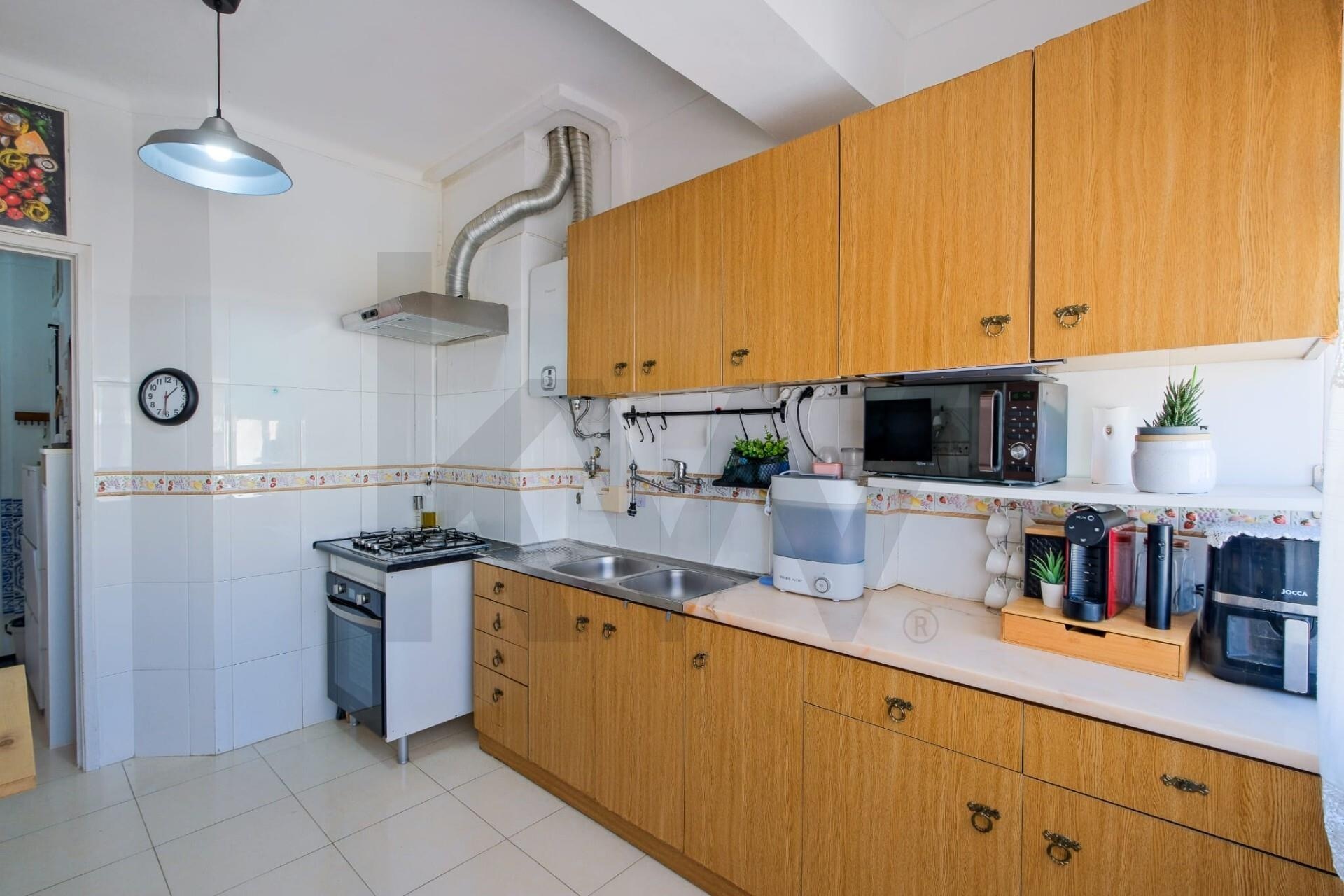 Apartamento T2 à Venda em Agualva-Cacém - Lisboa - Portugal - 4