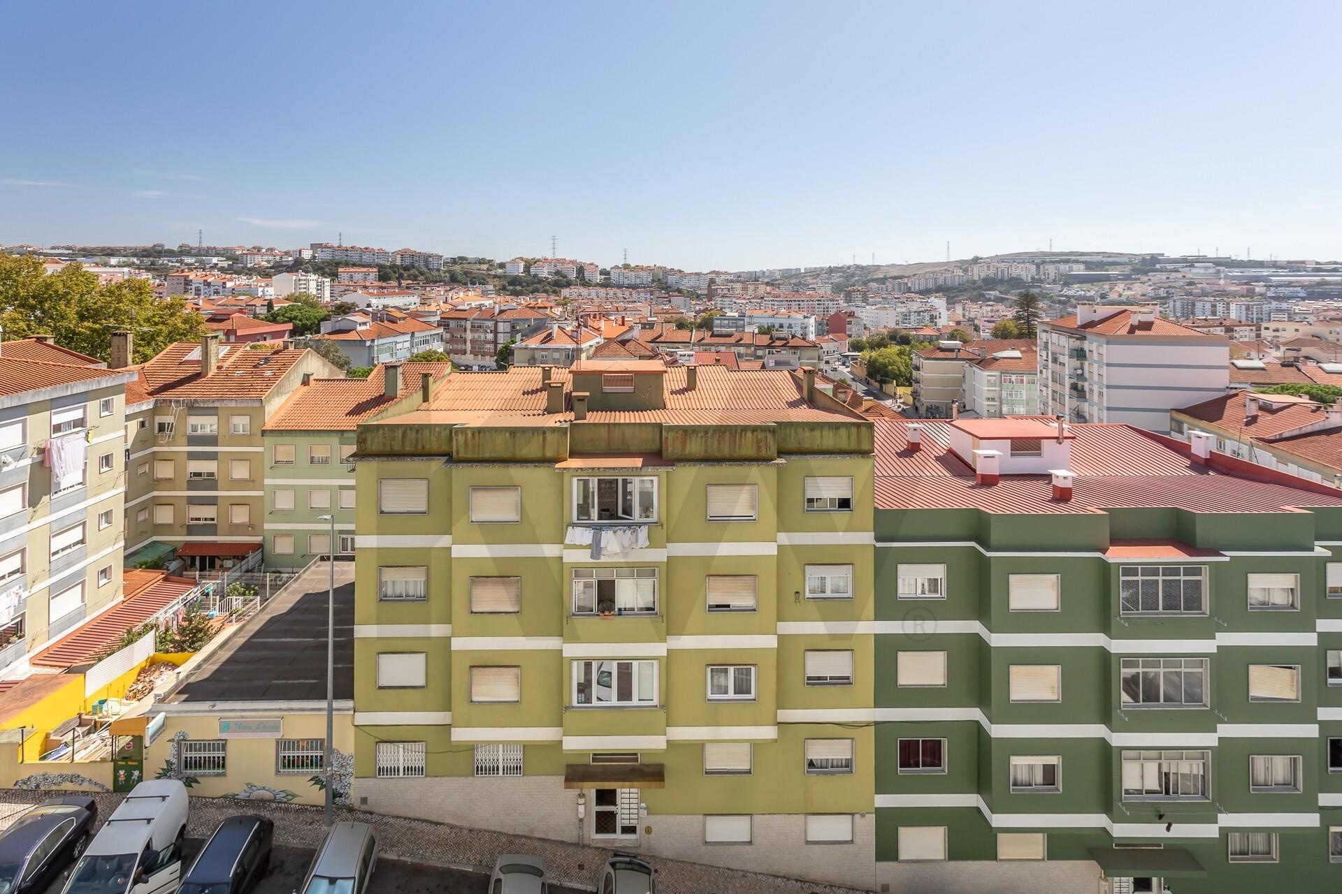 Apartamento T2 à Venda em Agualva-Cacém - Lisboa - Portugal - 6
