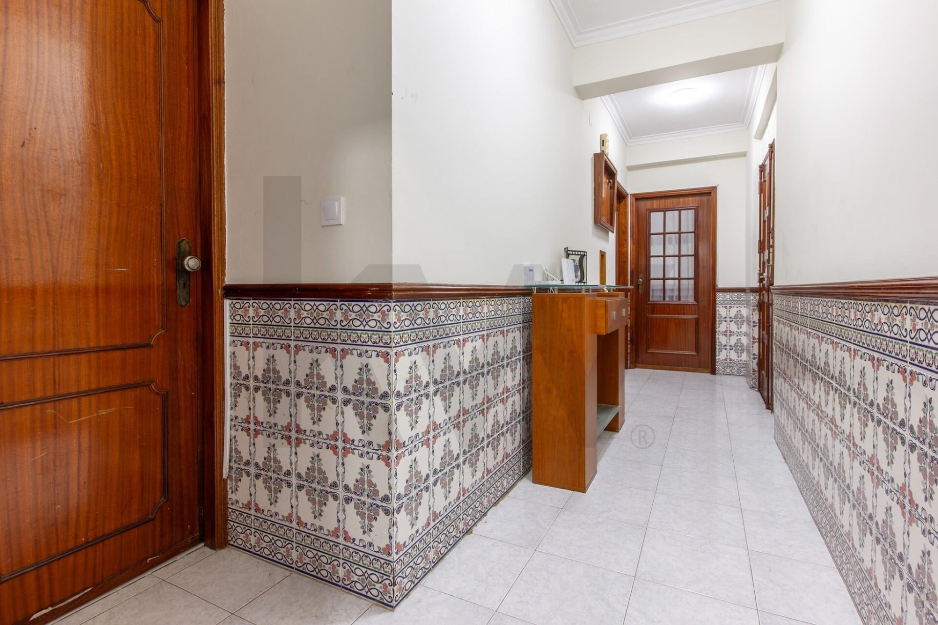 Apartamento T2 à Venda em Agualva-Cacém - Lisboa - Portugal - 6