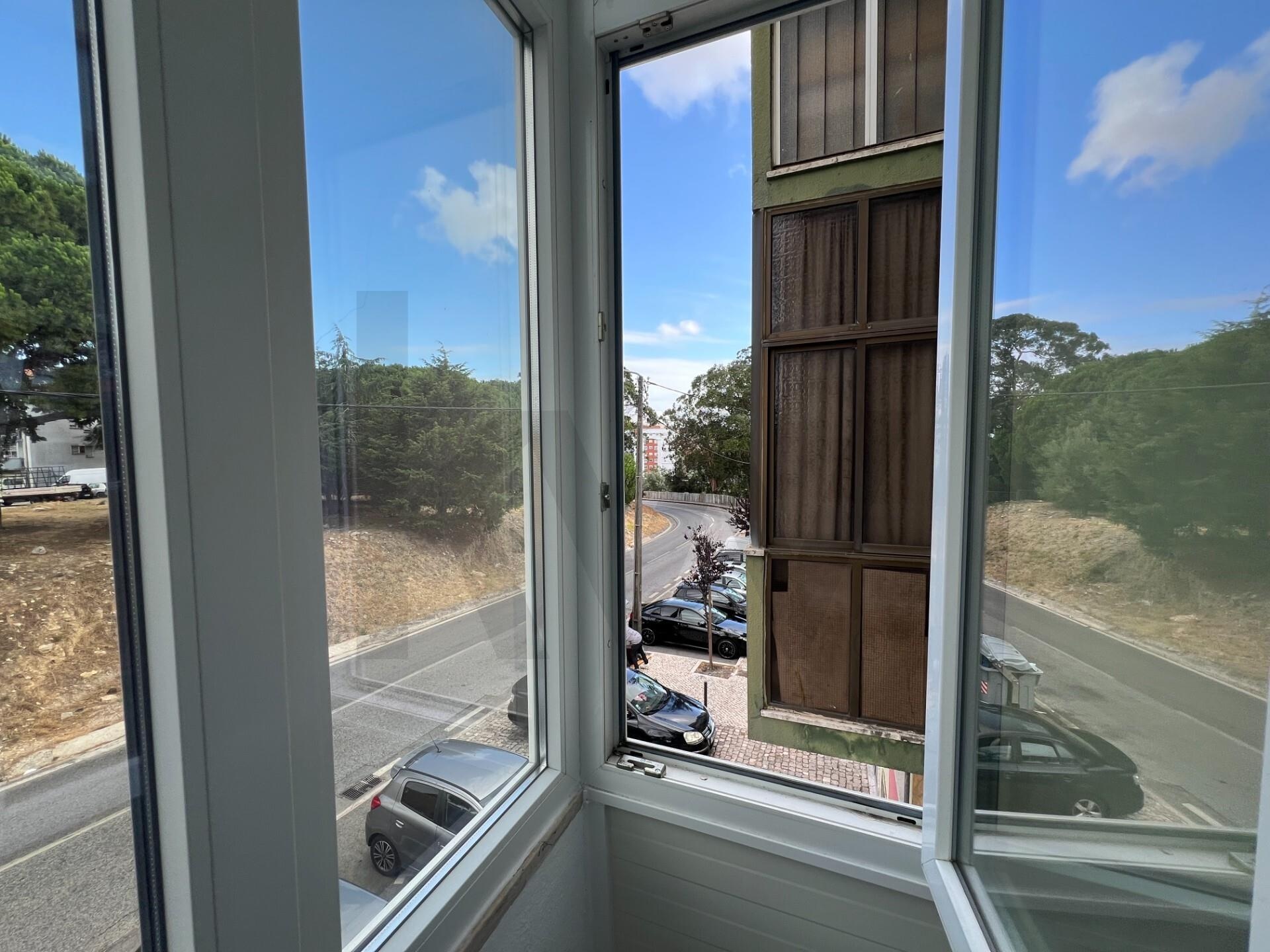 Apartamento T2 à Venda em Agualva-Cacém - Lisboa - Portugal - 4