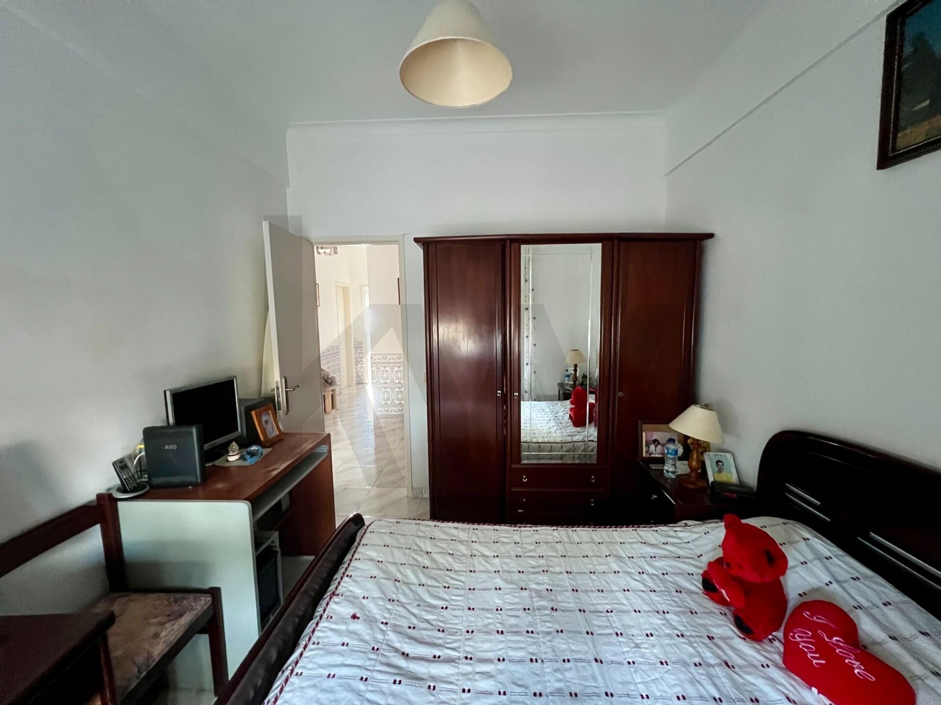 Apartamento T2 à Venda em Agualva-Cacém - Lisboa - Portugal - 6