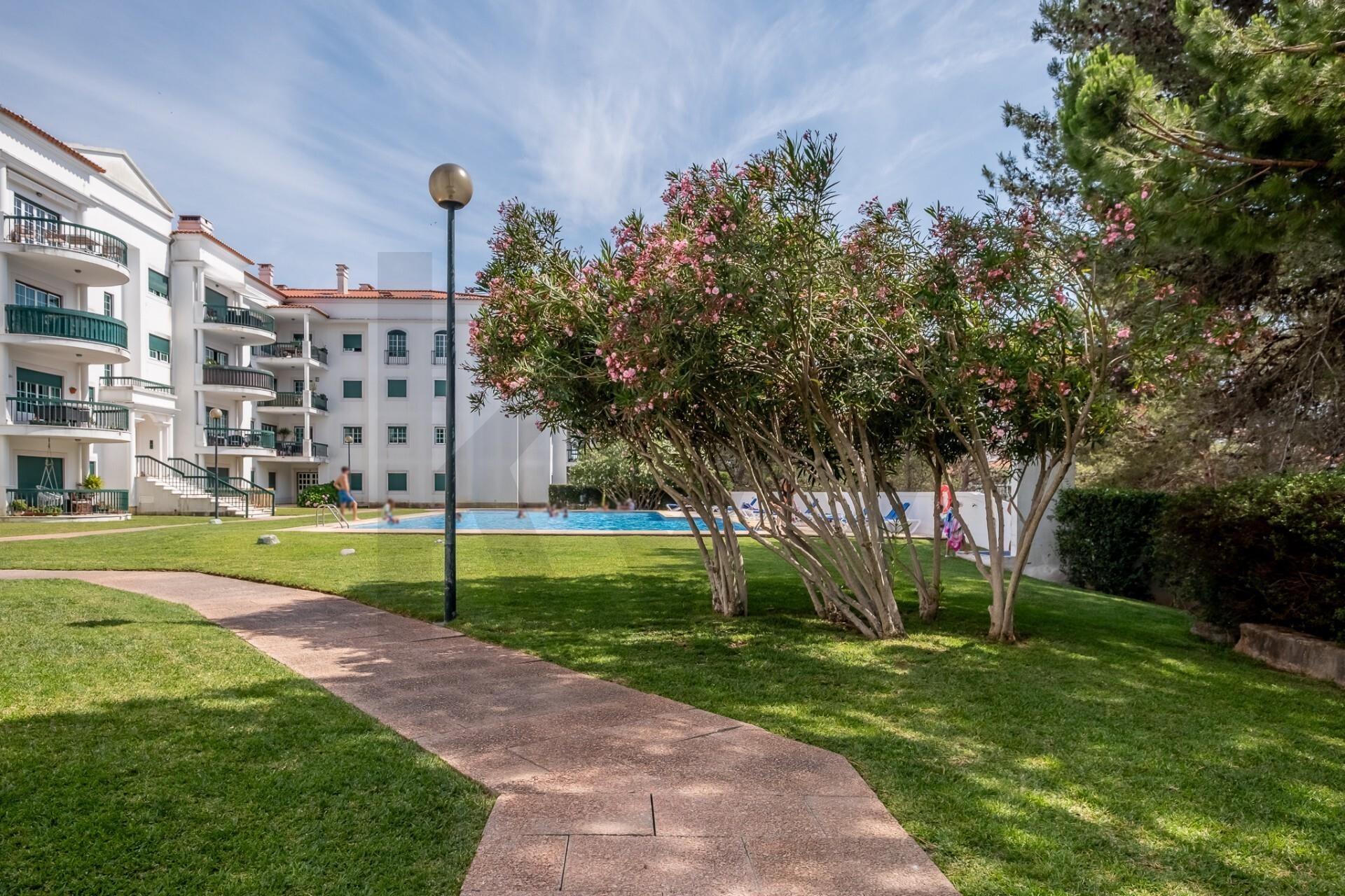Apartamento T2 à Venda em Alcabideche - Lisboa - Portugal - 3
