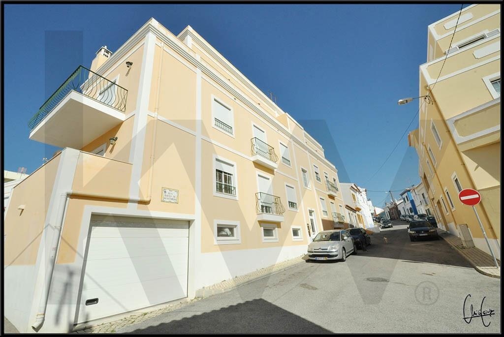 Apartamento T2 à Venda em Alcantarilha - Faro - Portugal - 1