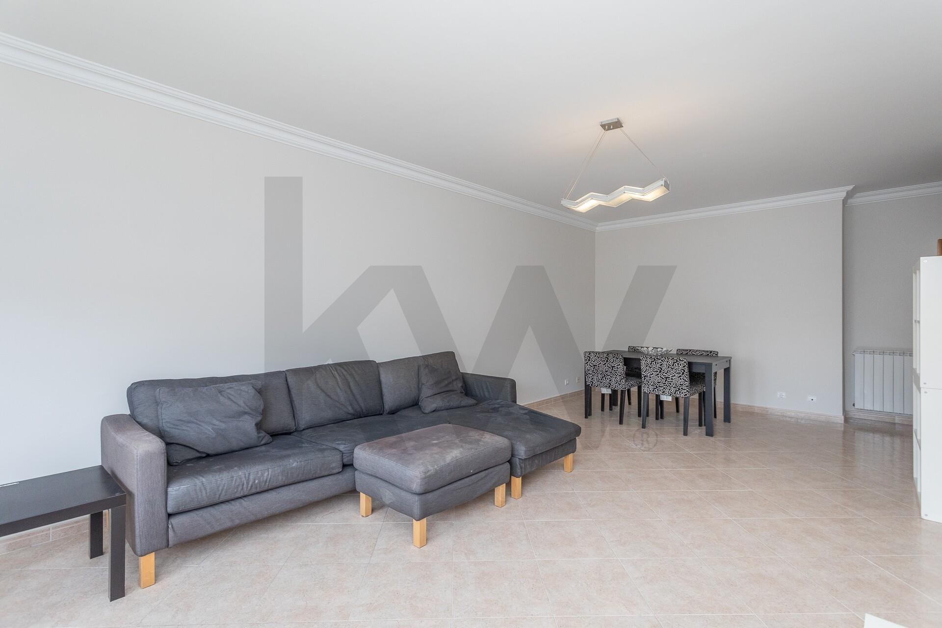 Apartamento T2 à Venda em Almada - Setúbal - Portugal - 7
