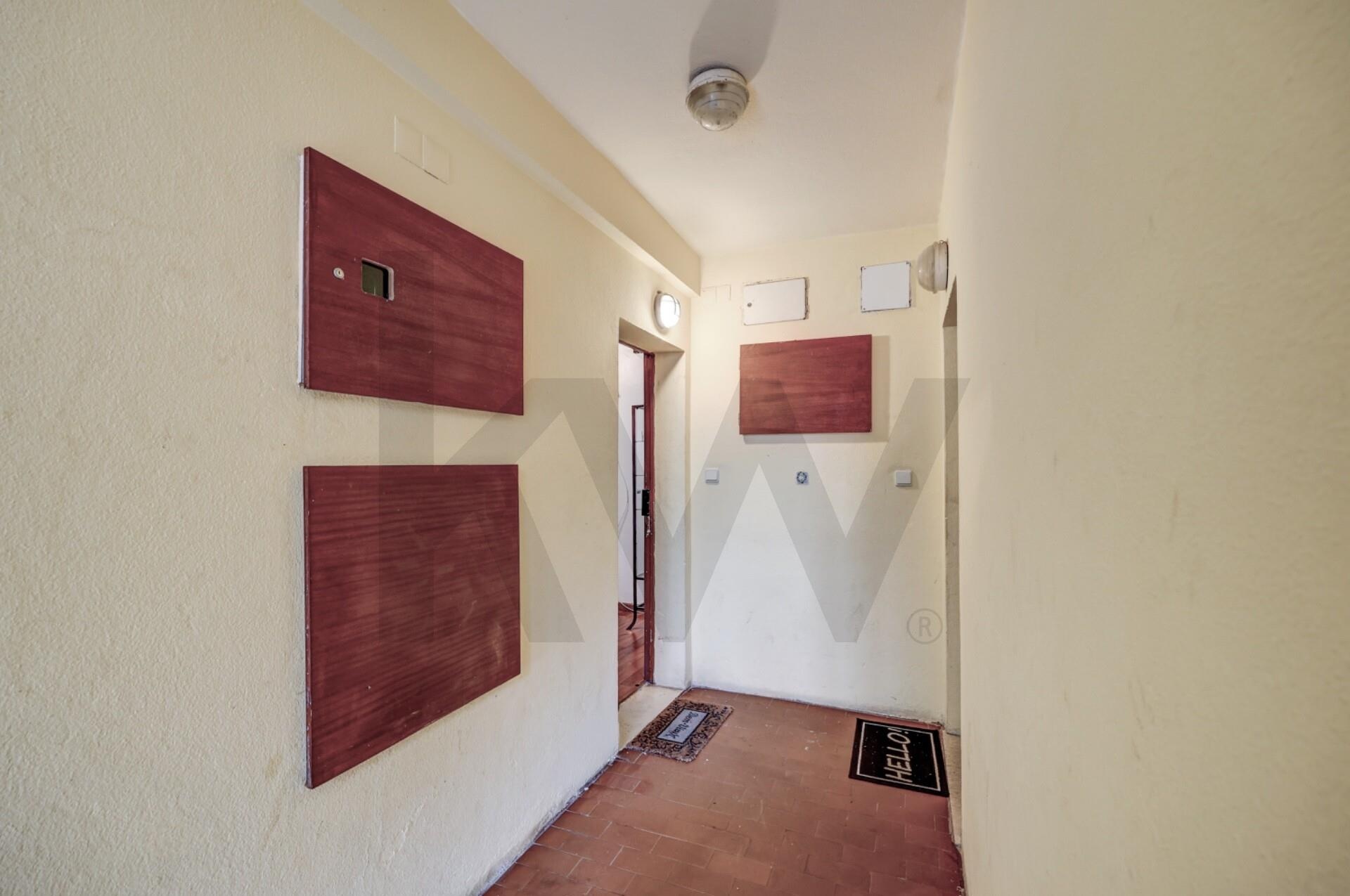 Apartamento T2 à Venda em Alverca Do Ribatejo - Lisboa - Portugal - 6