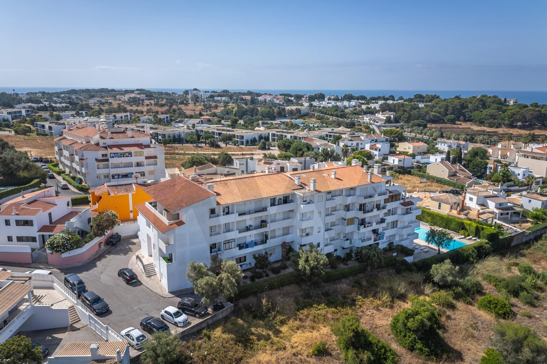 Apartamento T2 à Venda em Alvor - Algarve - Portugal - 6