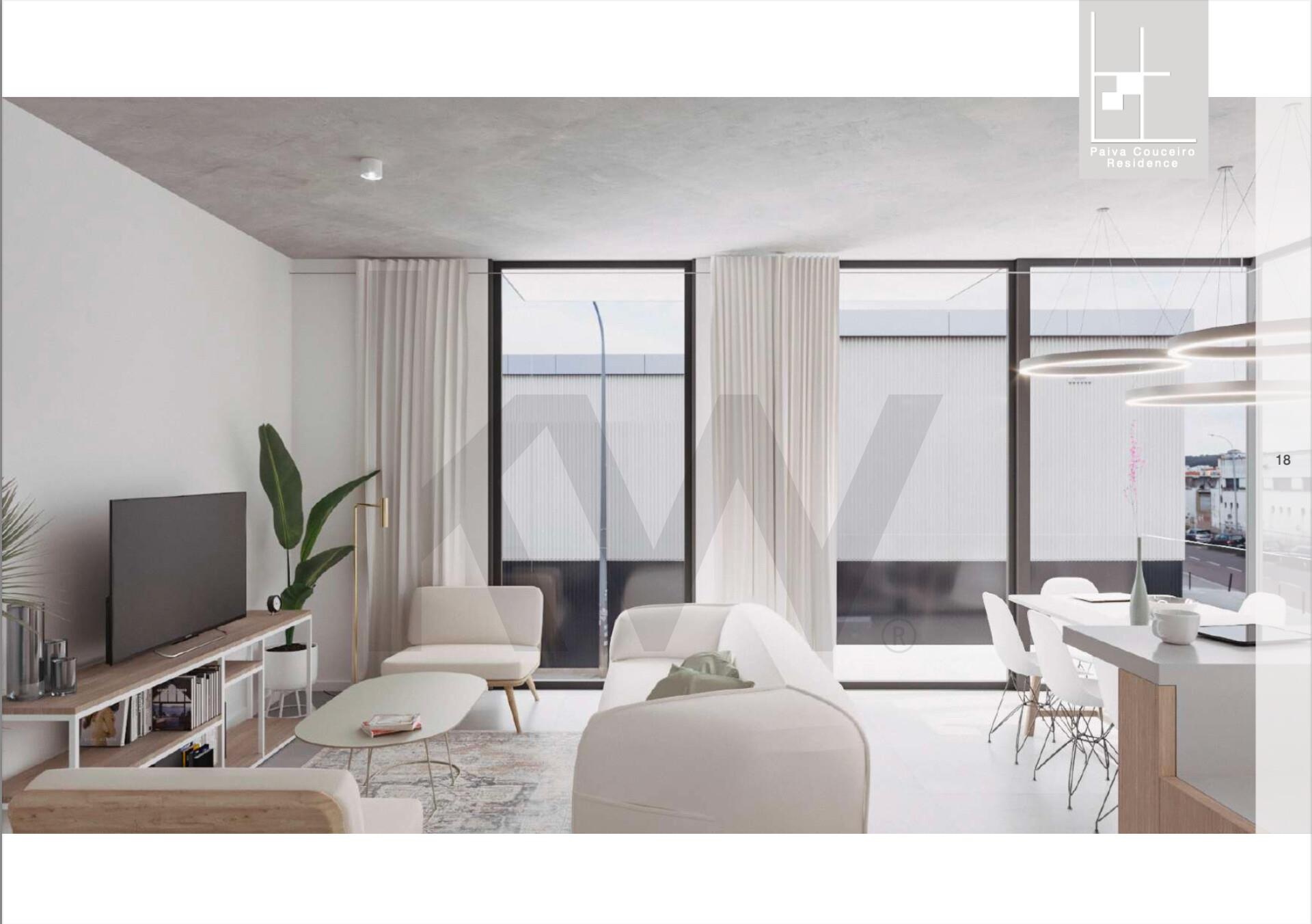 Apartamento T2 à Venda em Amadora - Lisboa - Portugal - 2