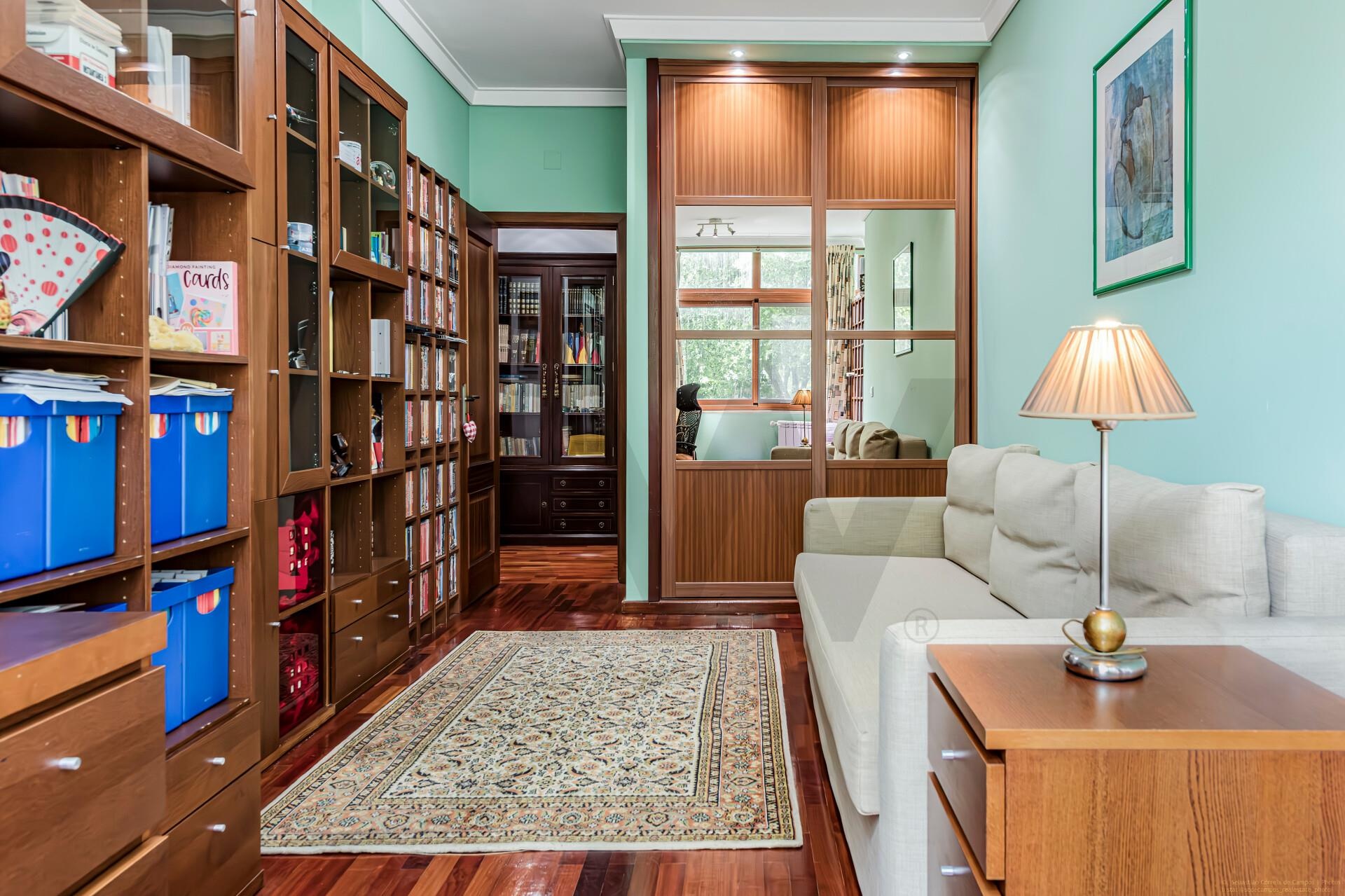 Apartamento T2 à Venda em Amadora - Lisboa - Portugal - 8