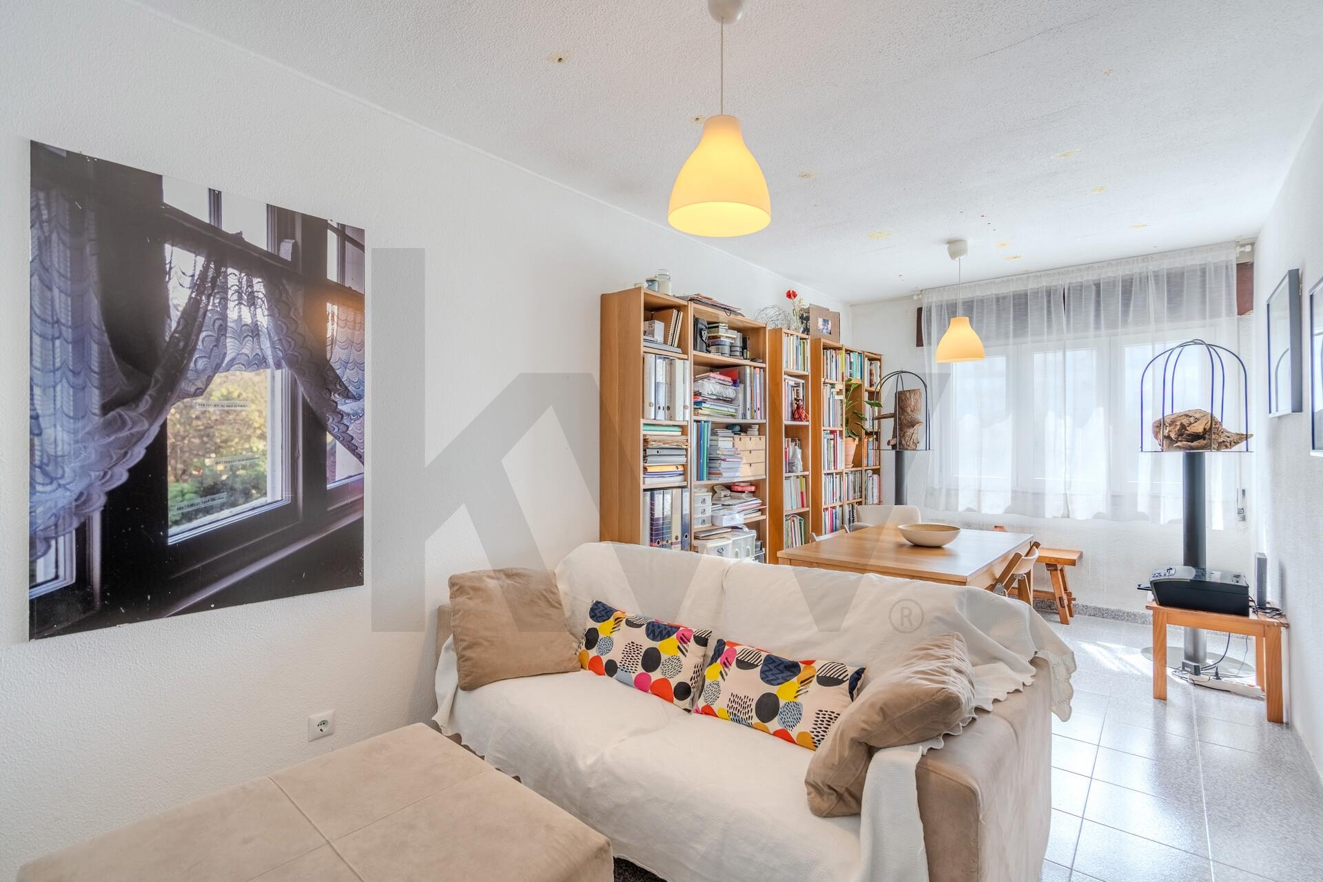 Apartamento T2 à Venda em Amadora - Lisboa - Portugal - 2