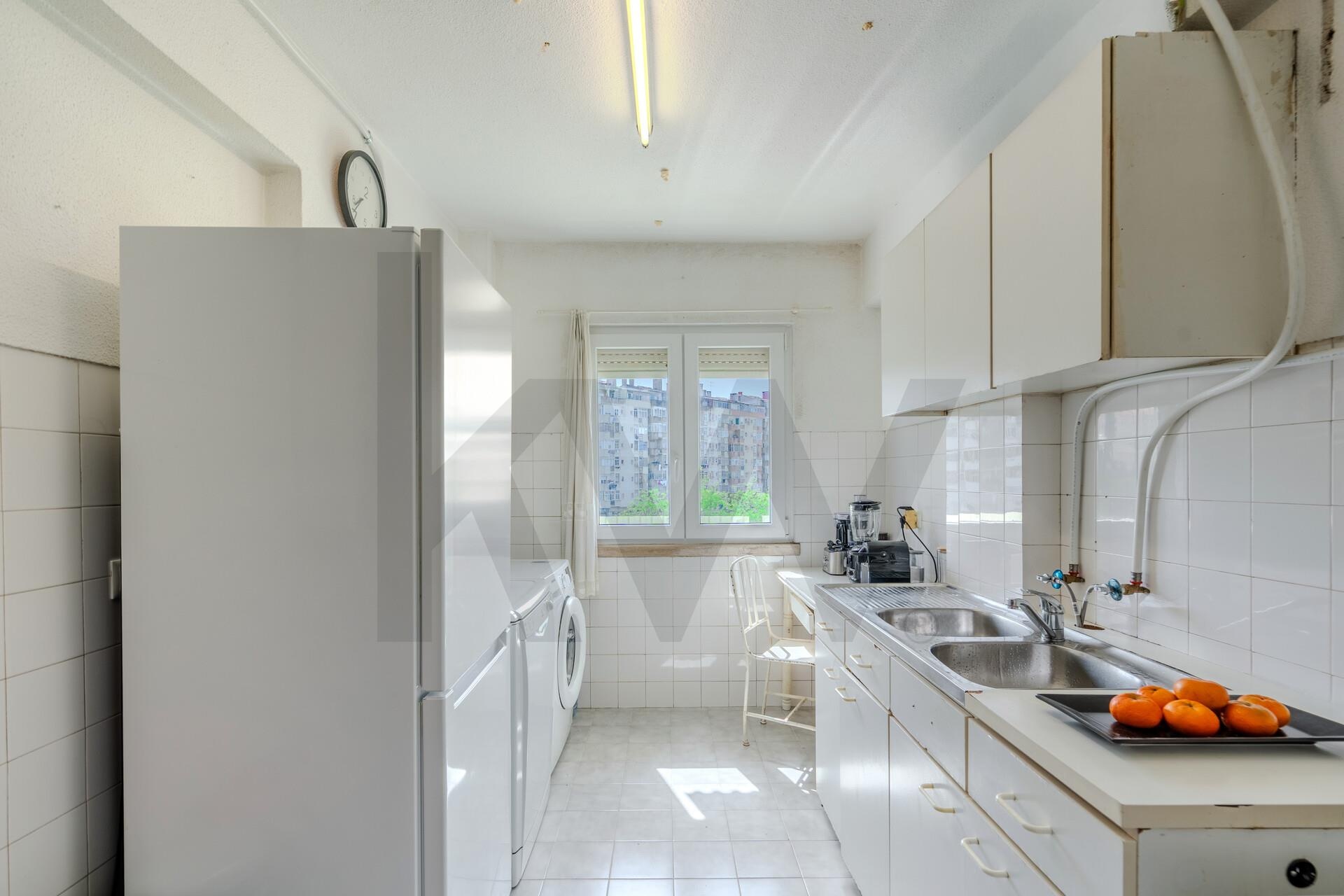Apartamento T2 à Venda em Amadora - Lisboa - Portugal - 6