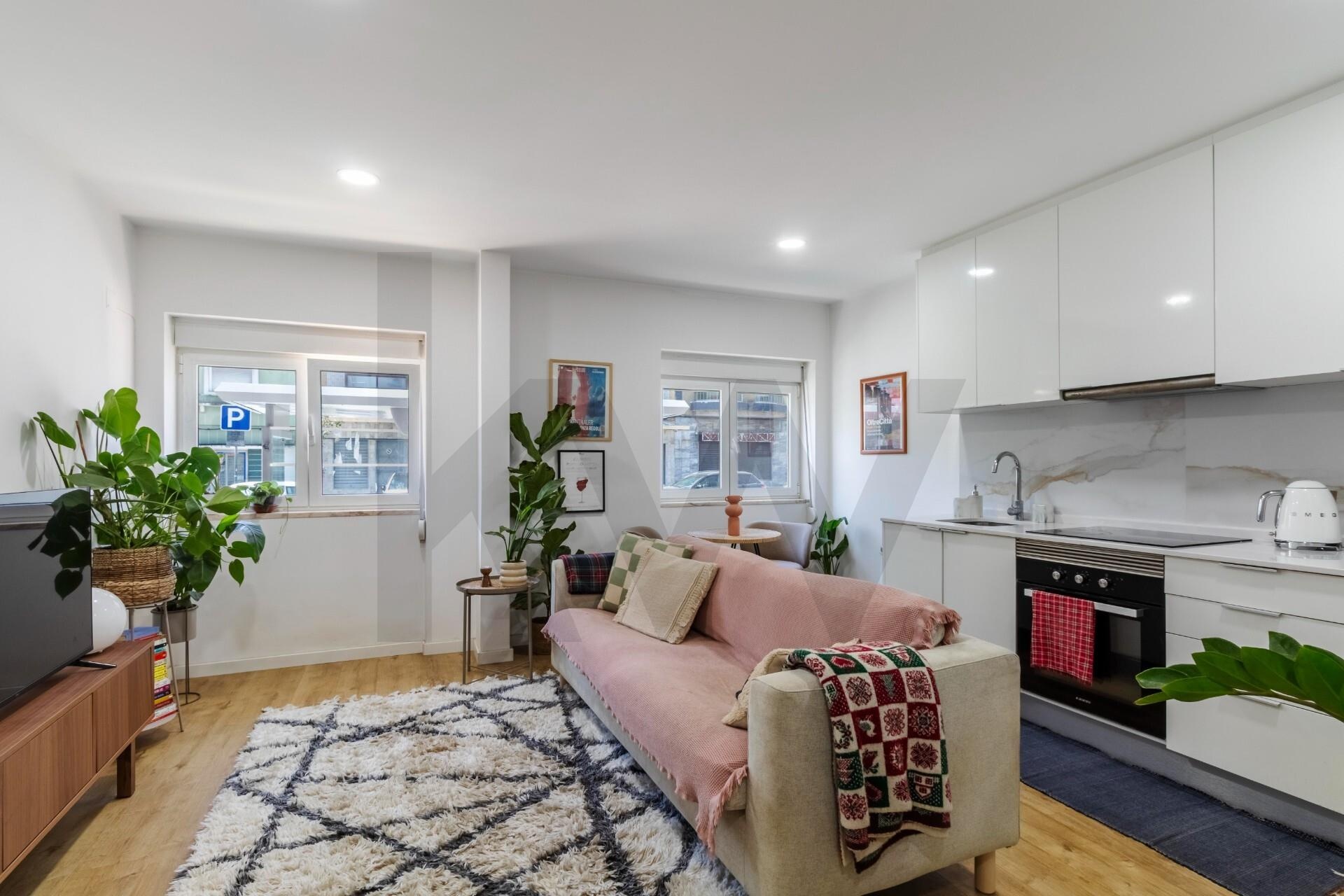 Apartamento T2 à Venda em Baixa Da Banheira - Setúbal - Portugal - 2