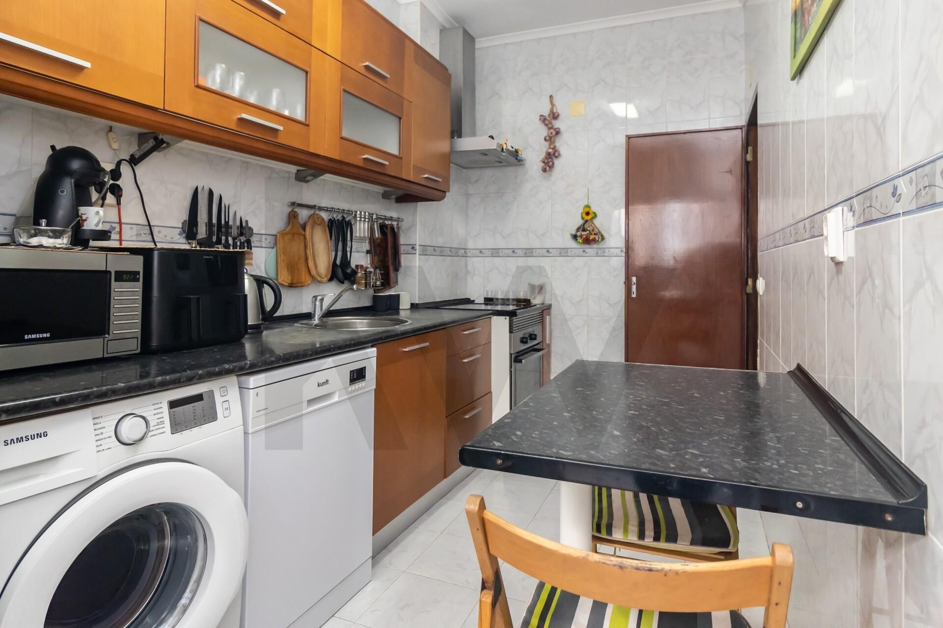 Apartamento T2 à Venda em Baixa Da Banheira - Setúbal - Portugal - 4