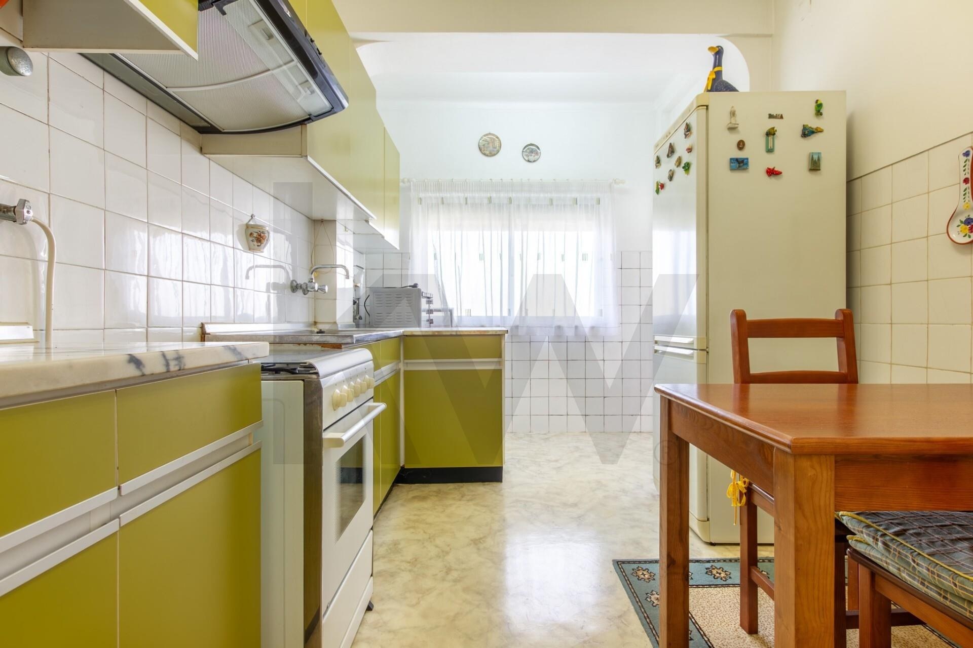Apartamento T2 à Venda em Barreiro - Setúbal - Portugal - 8