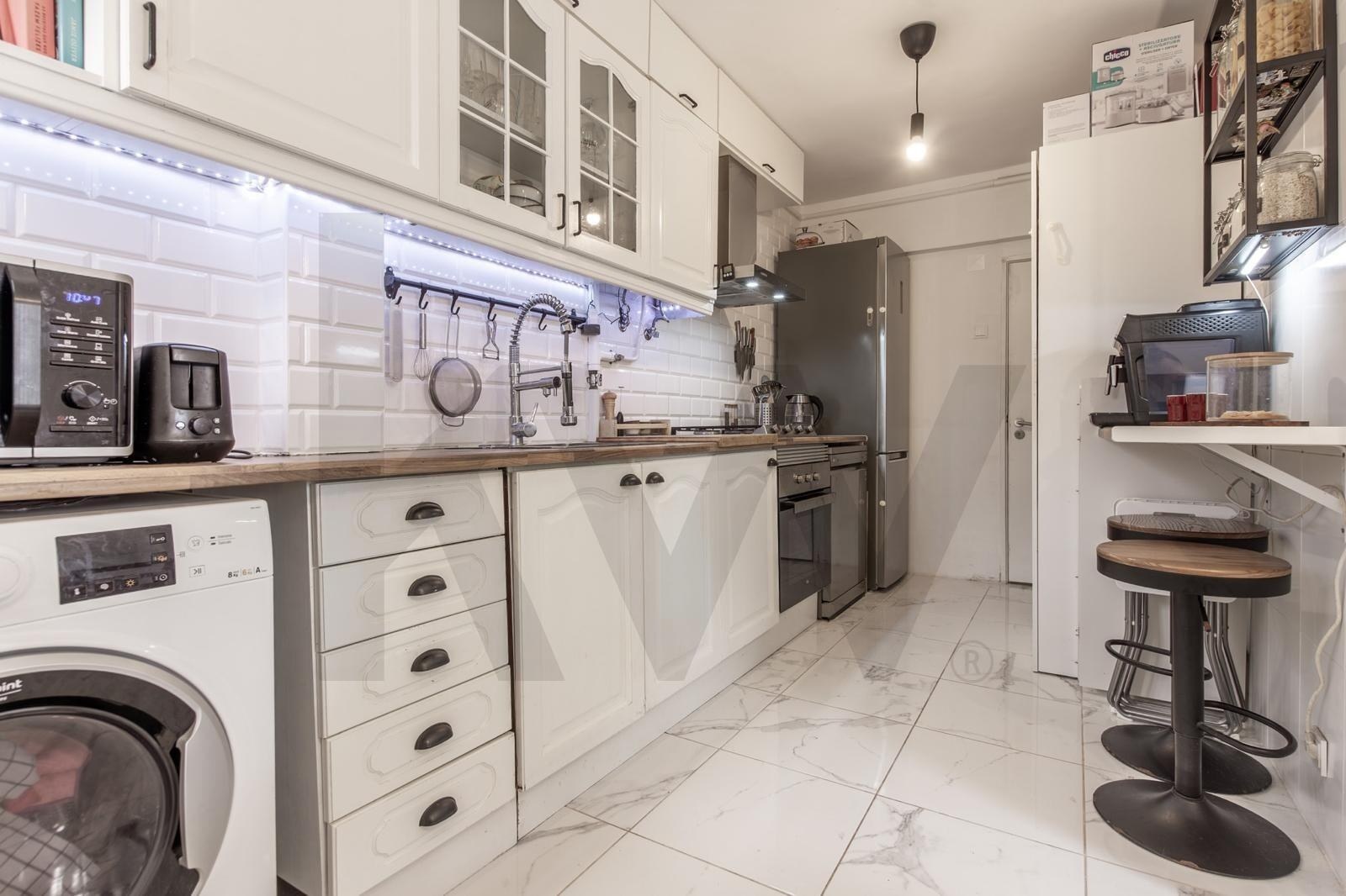 Apartamento T2 à Venda em Barreiro - Setúbal - Portugal - 2