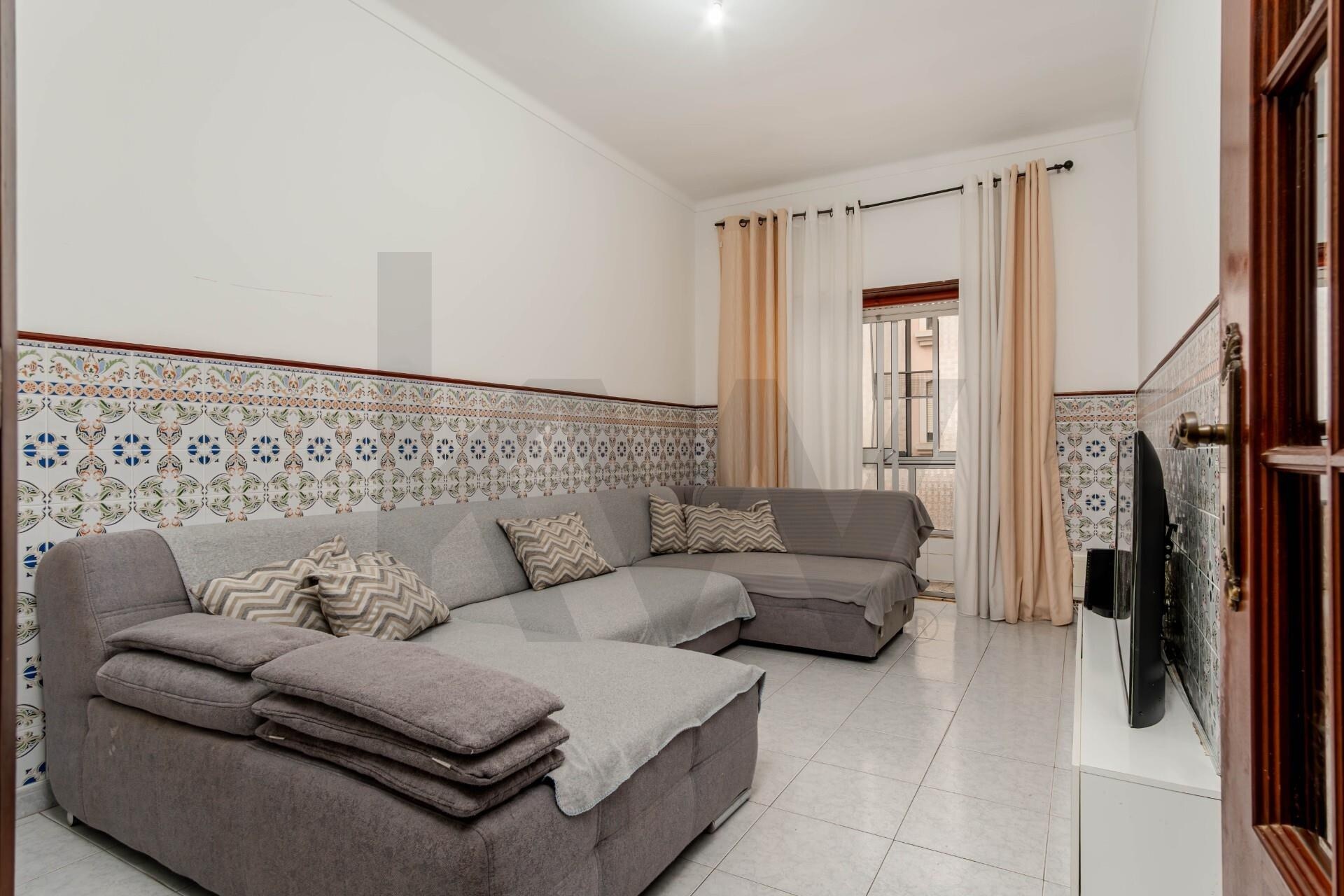 Apartamento T2 à Venda em Barreiro - Setúbal - Portugal - 1