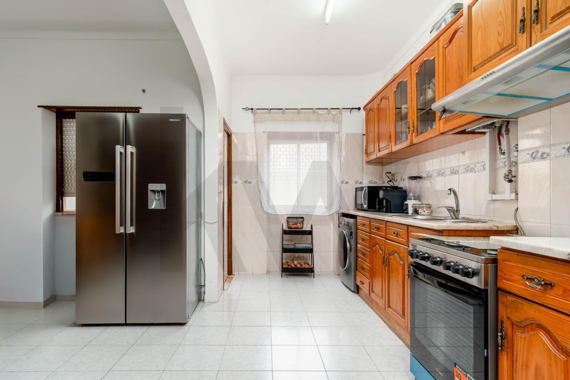 Apartamento T2 à Venda em Barreiro - Setúbal - Portugal - 5