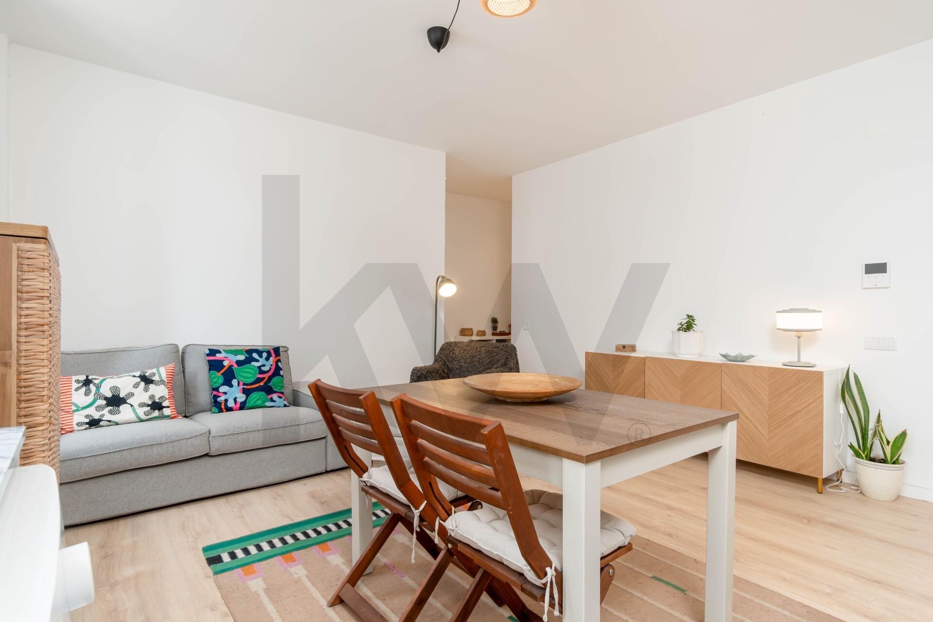 Apartamento T2 à Venda em Barreiro - Setúbal - Portugal - 2