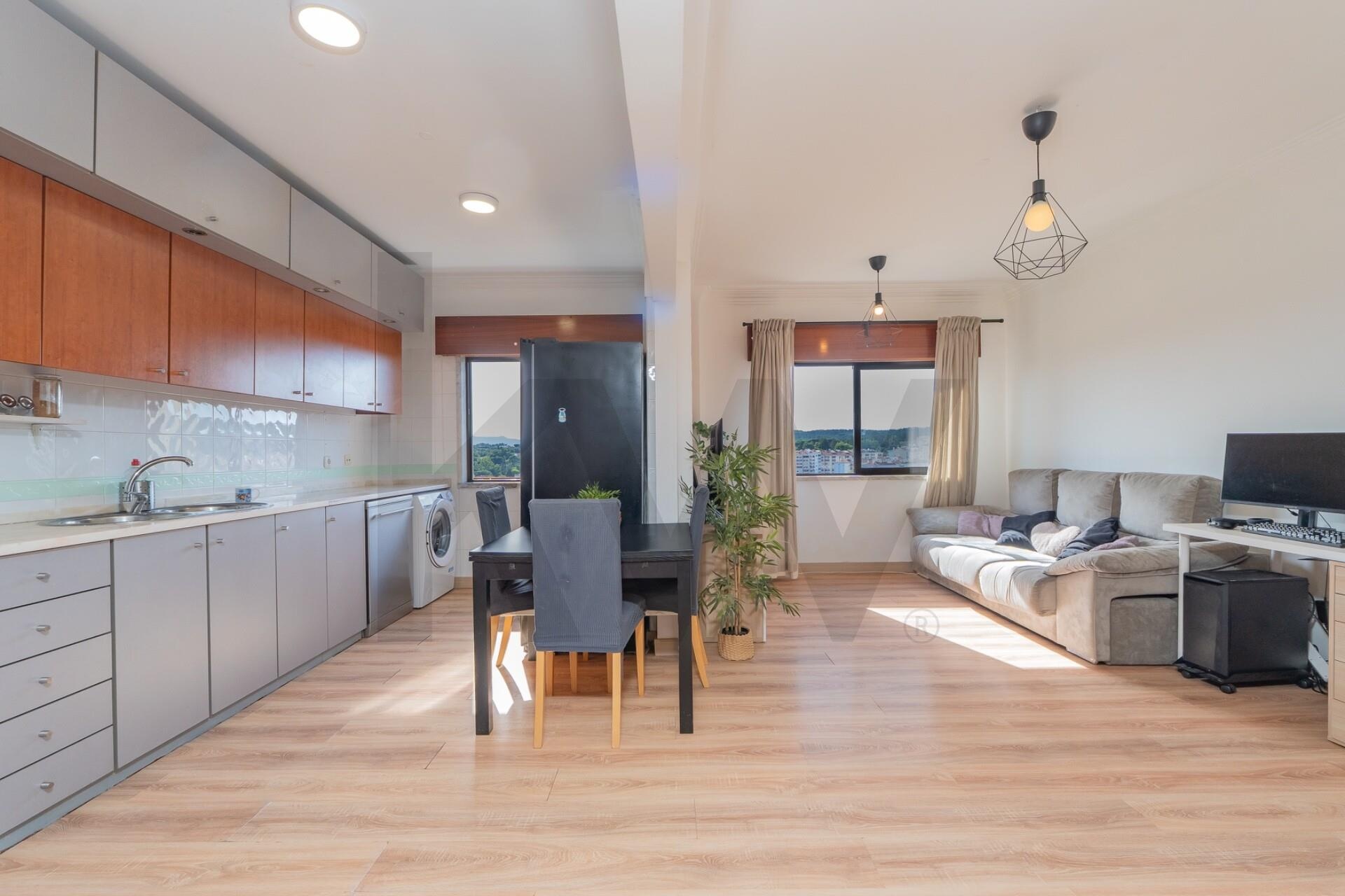 Apartamento T2 à Venda em Belas - Lisboa - Portugal - 5