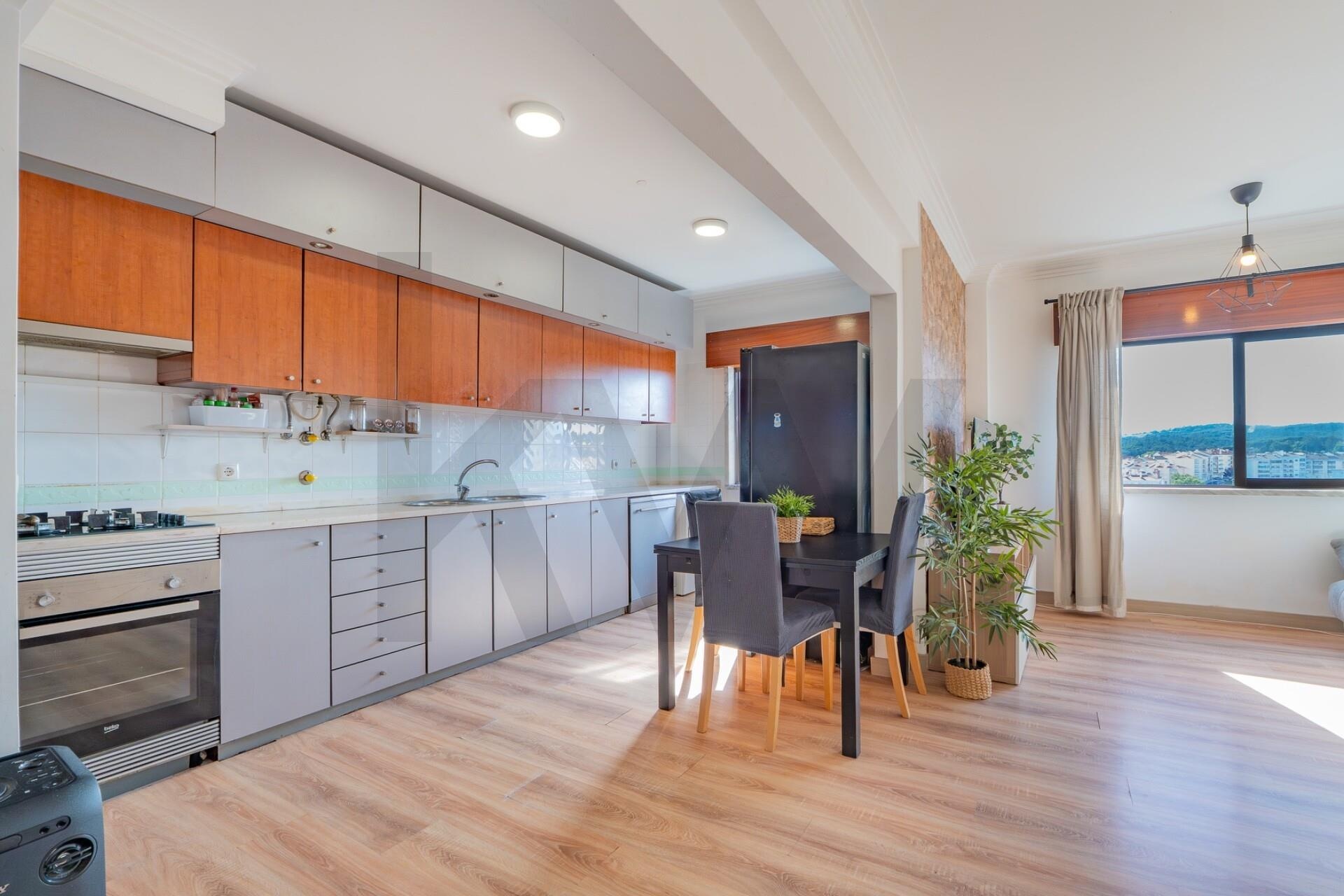 Apartamento T2 à Venda em Belas - Lisboa - Portugal - 7