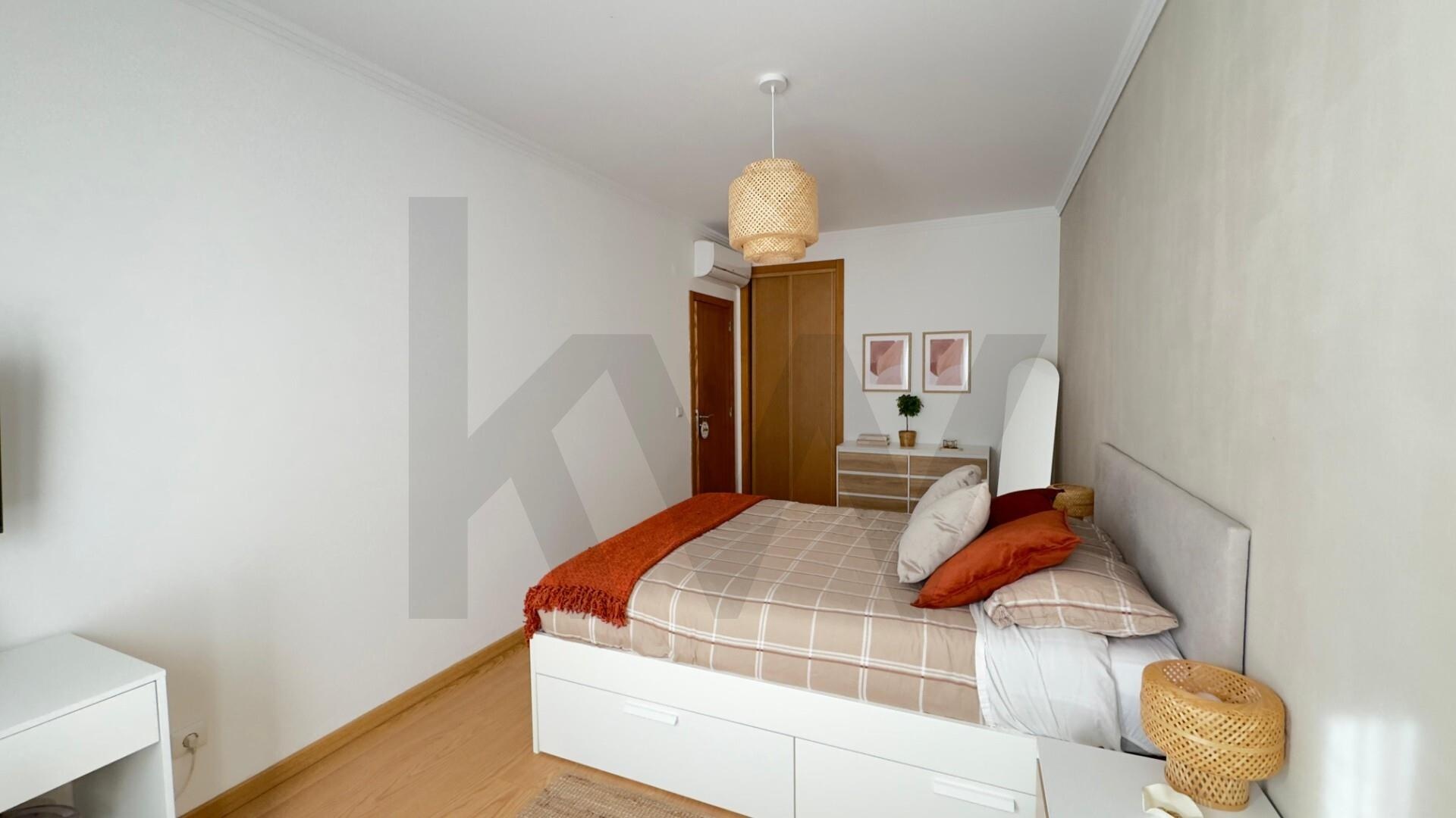 Apartamento T2 à Venda em Belas - Lisboa - Portugal - 3