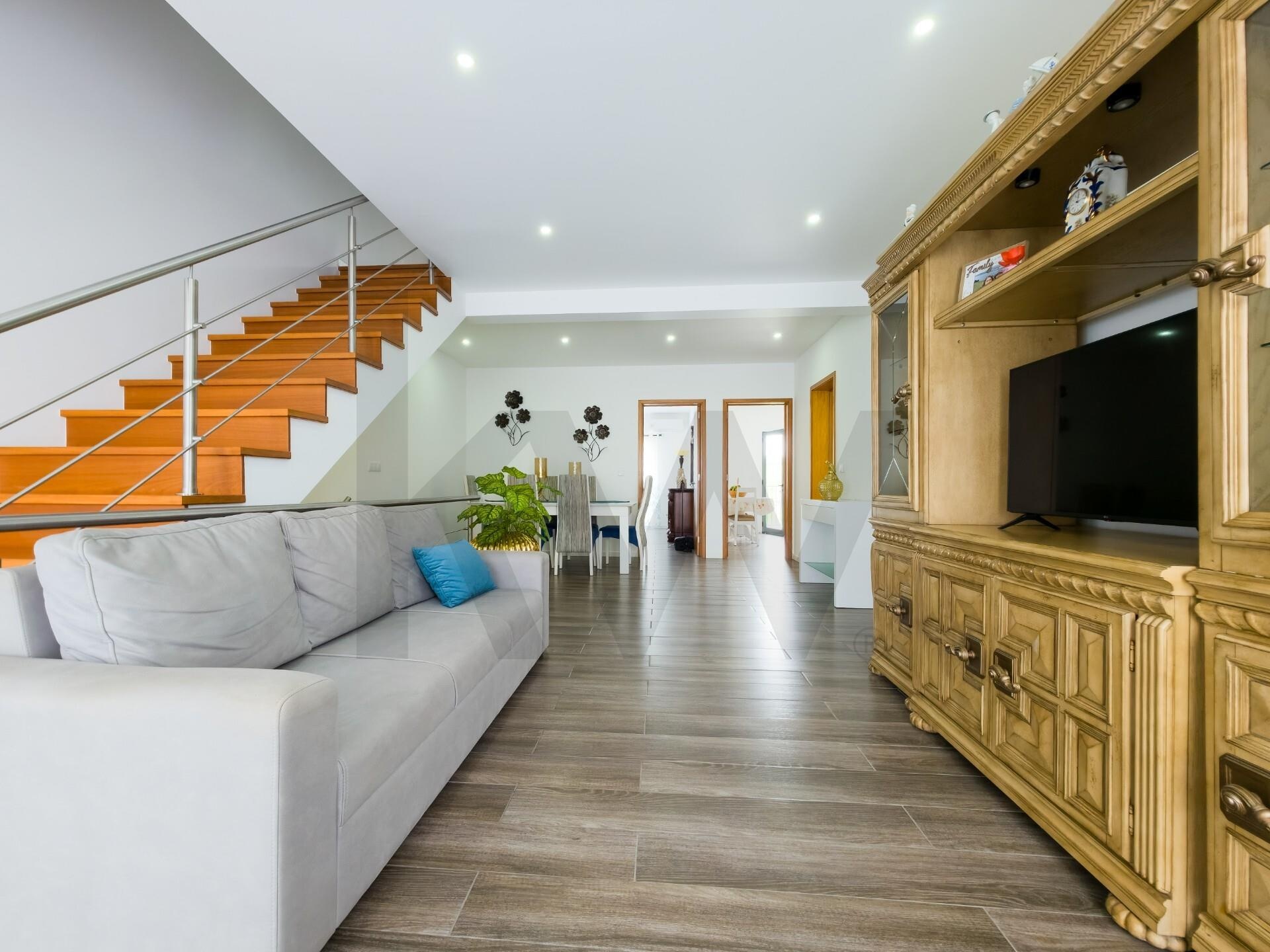 Apartamento T2 à Venda em Cabouco - Ilha De São Miguel - Portugal - 2