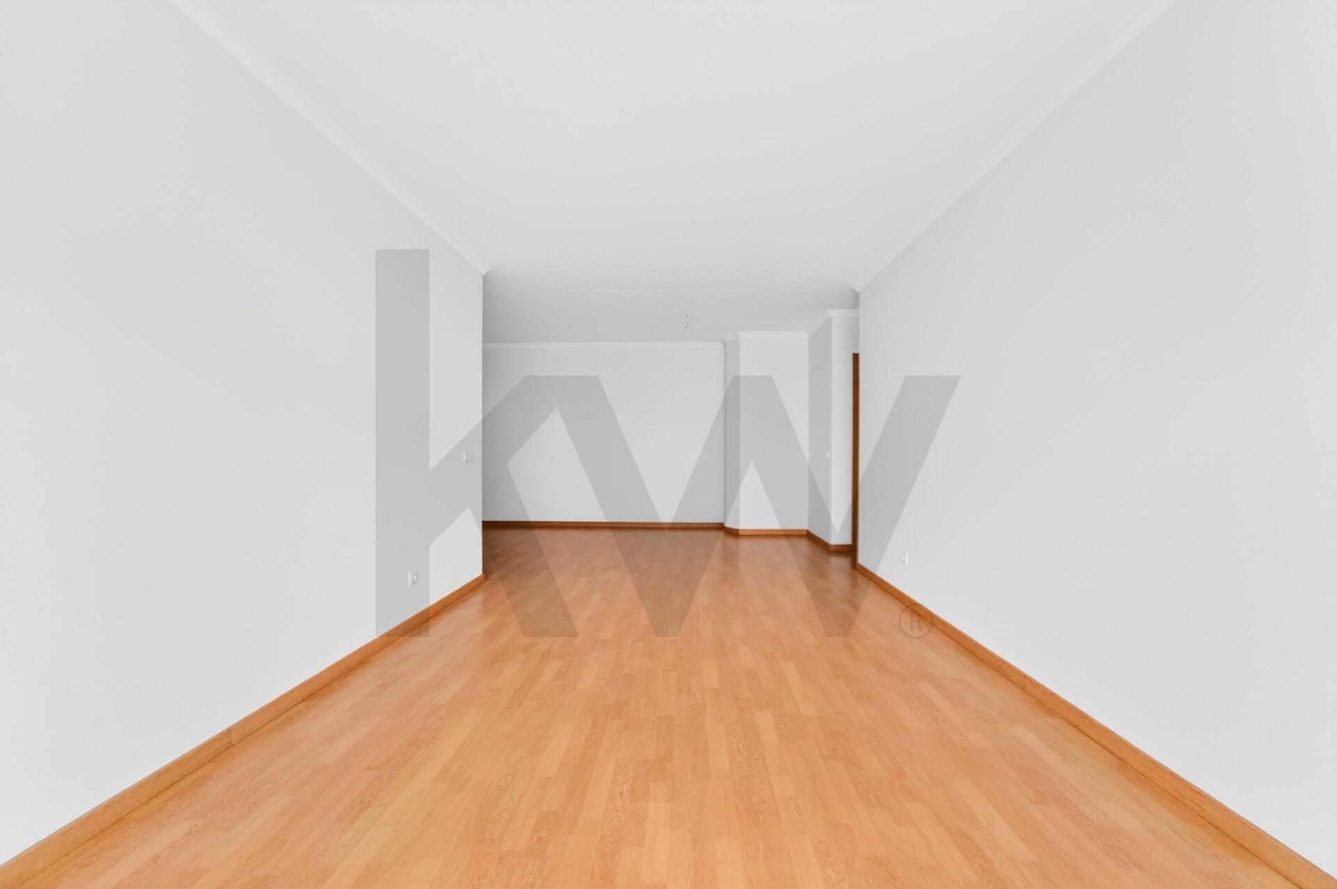 Apartamento T2 à Venda em Caniço - Ilha Da Madeira - Portugal - 4