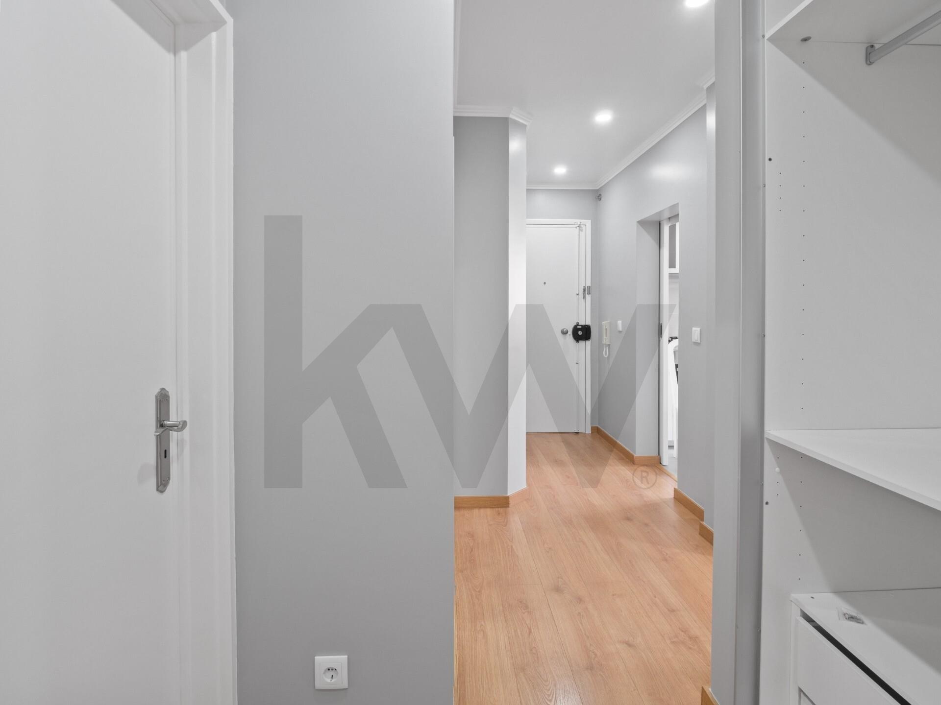 Apartamento T2 à Venda em Carcavelos - Lisboa - Portugal - 8